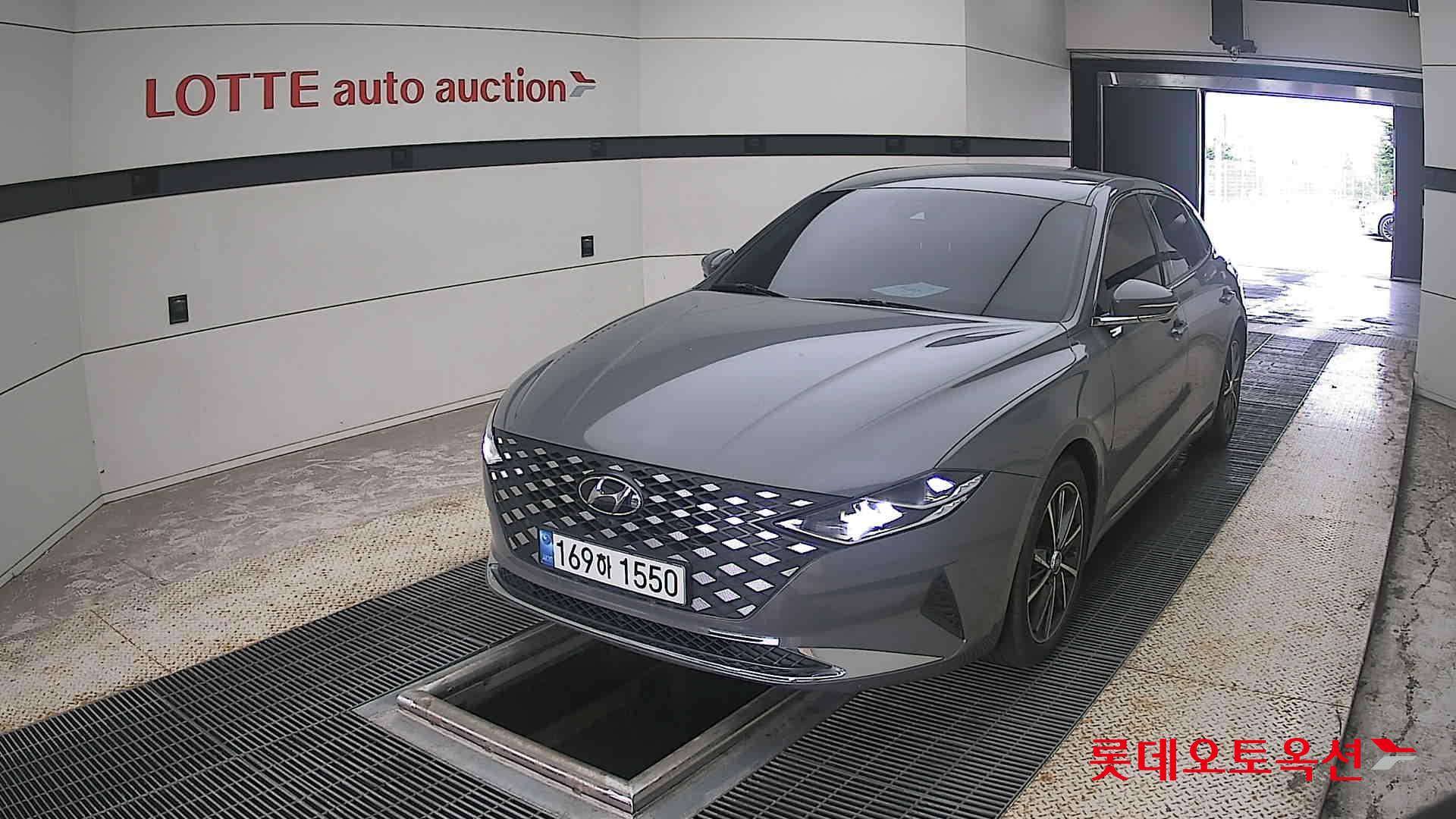 2022 - hyundai grandeur