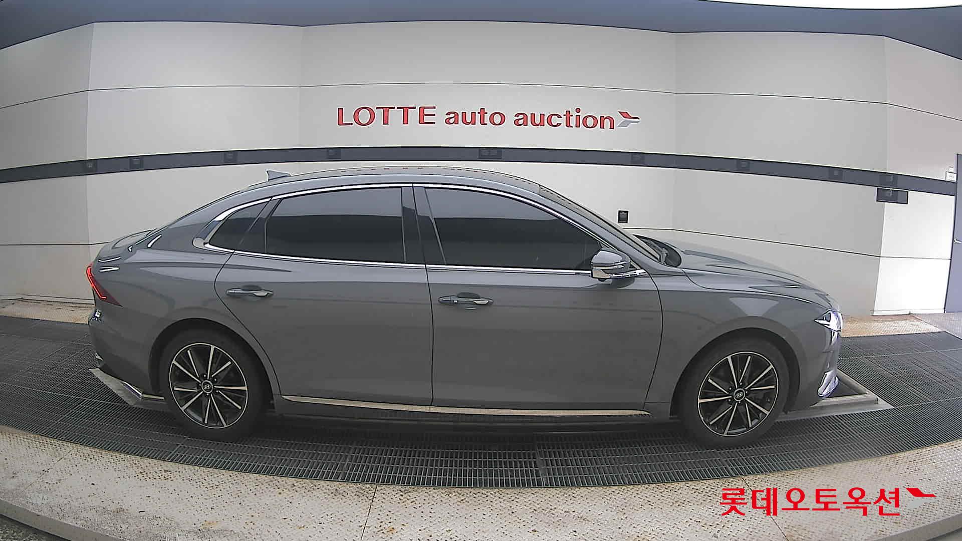 2022 - hyundai grandeur