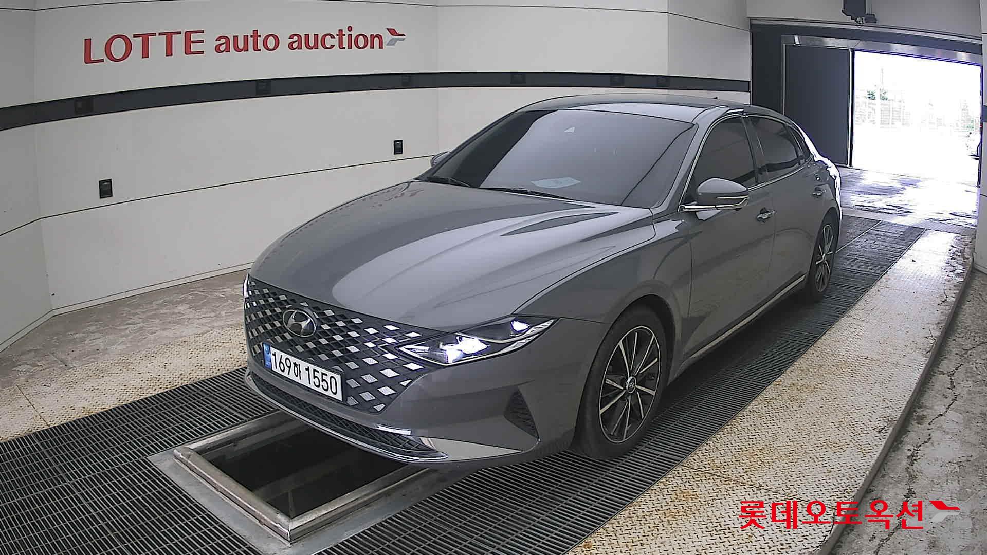 2022 - hyundai grandeur