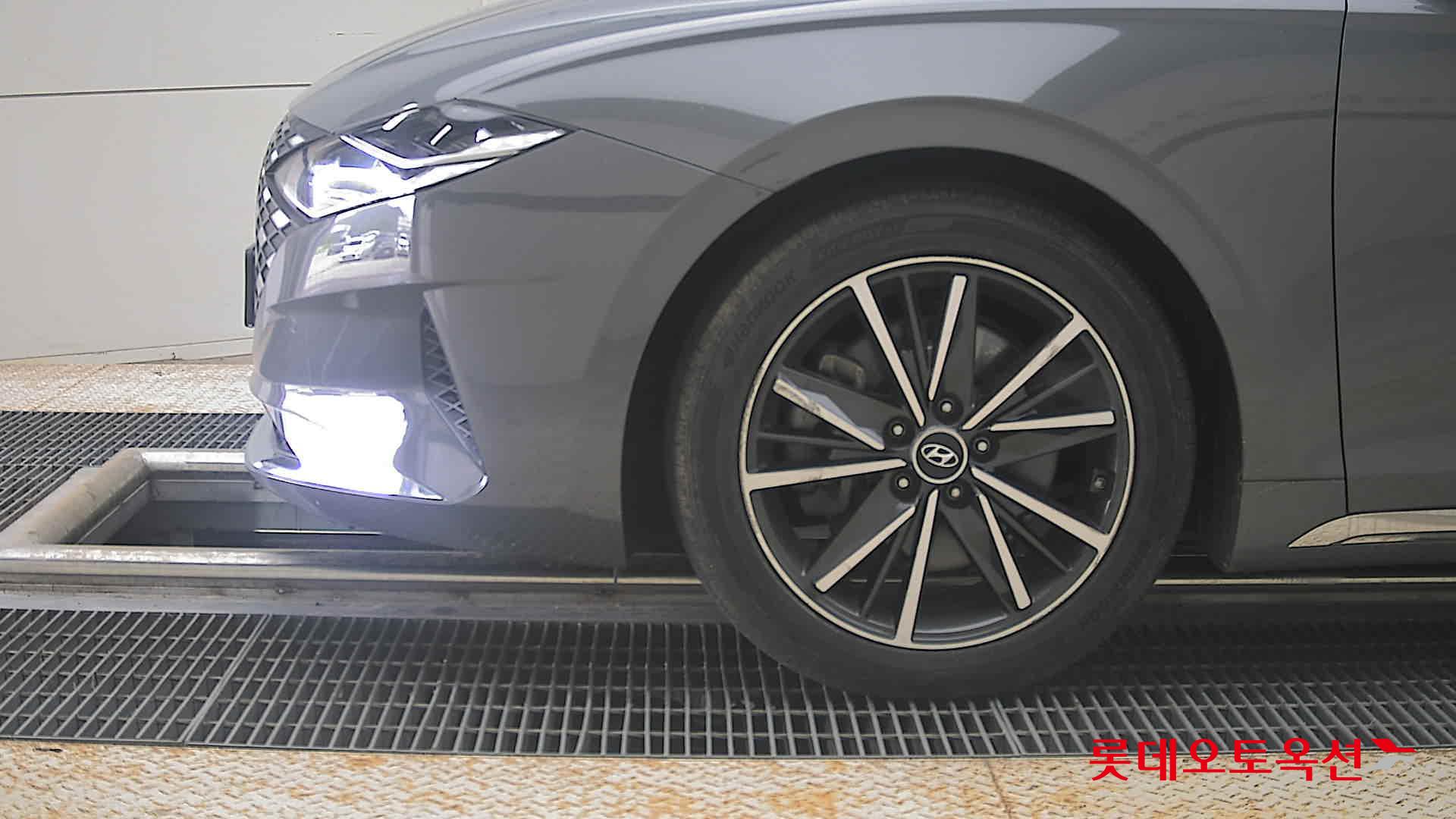 2022 - hyundai grandeur