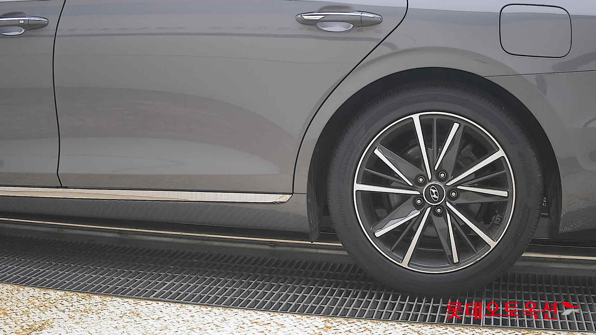 2022 - hyundai grandeur