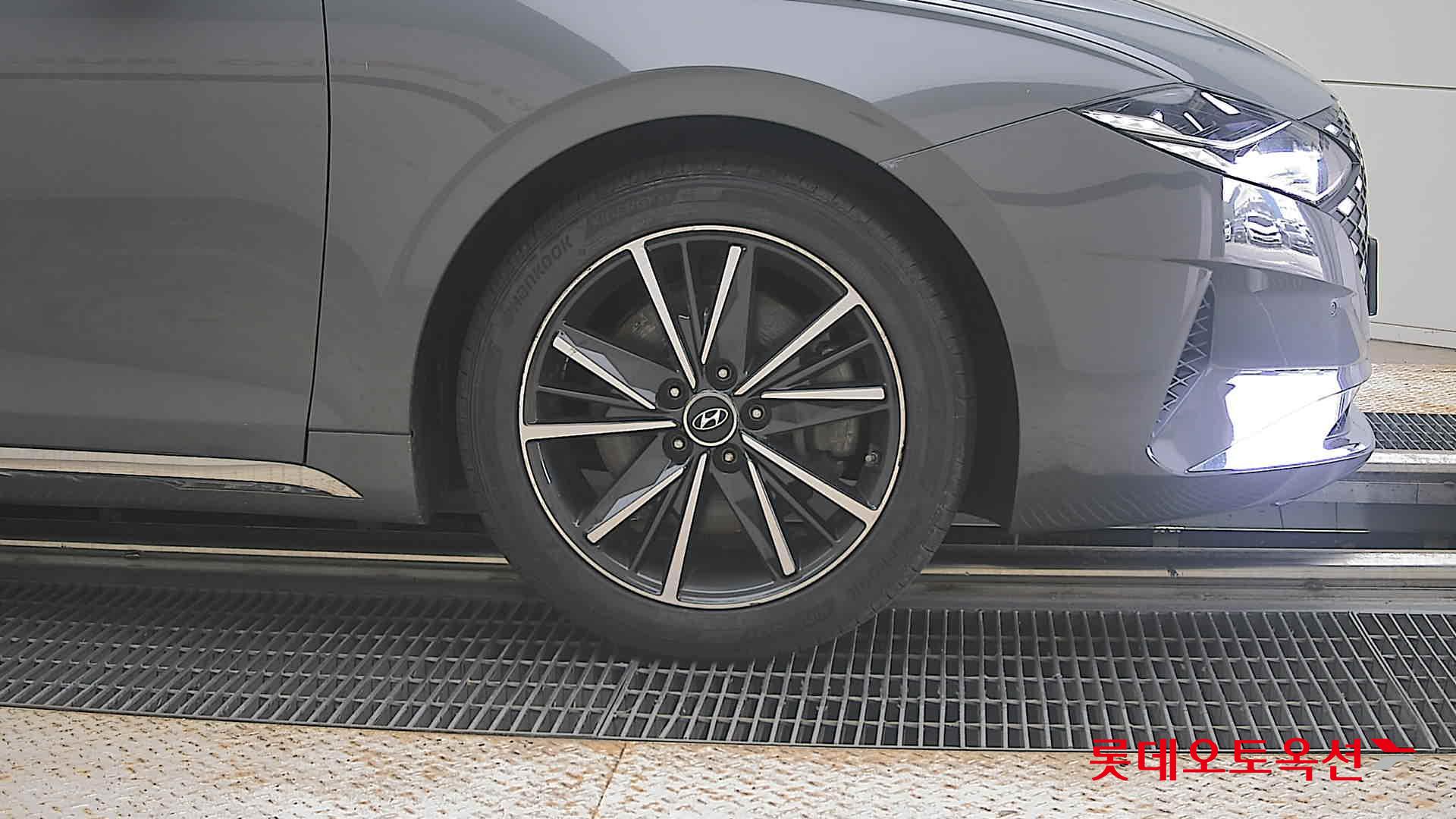 2022 - hyundai grandeur