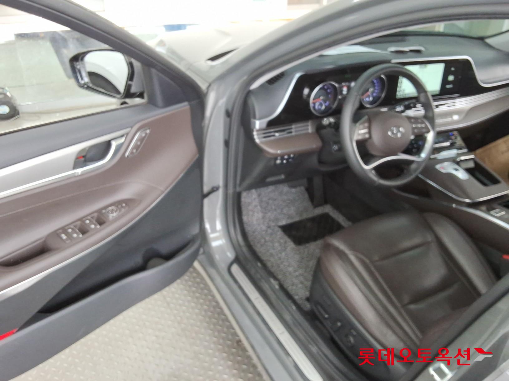 2022 - hyundai grandeur