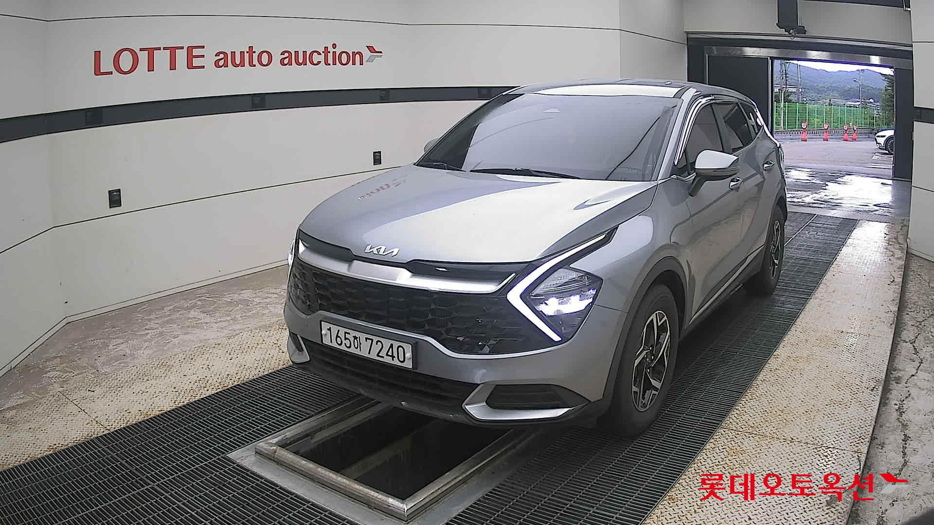 2022 - kia sportage