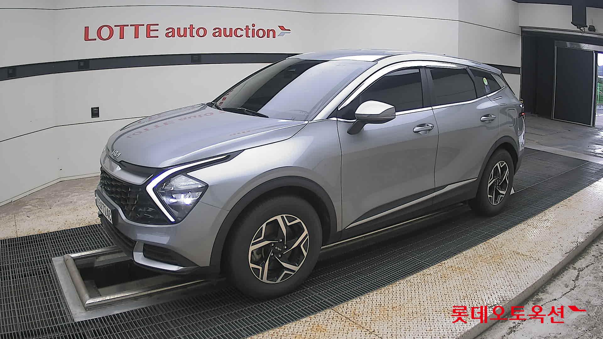 2022 - kia sportage