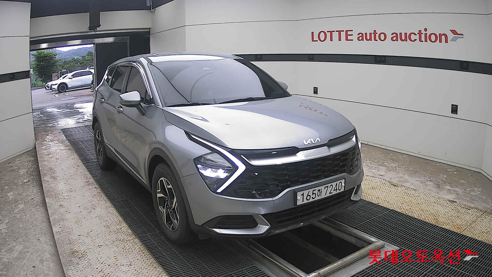 2022 - kia sportage