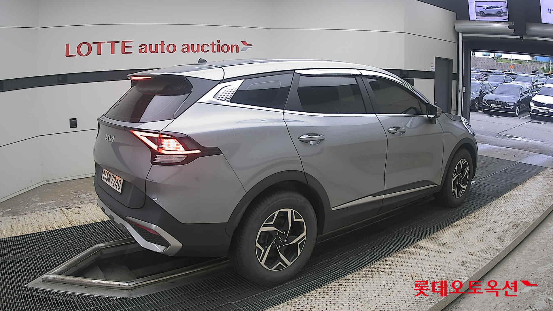 2022 - kia sportage