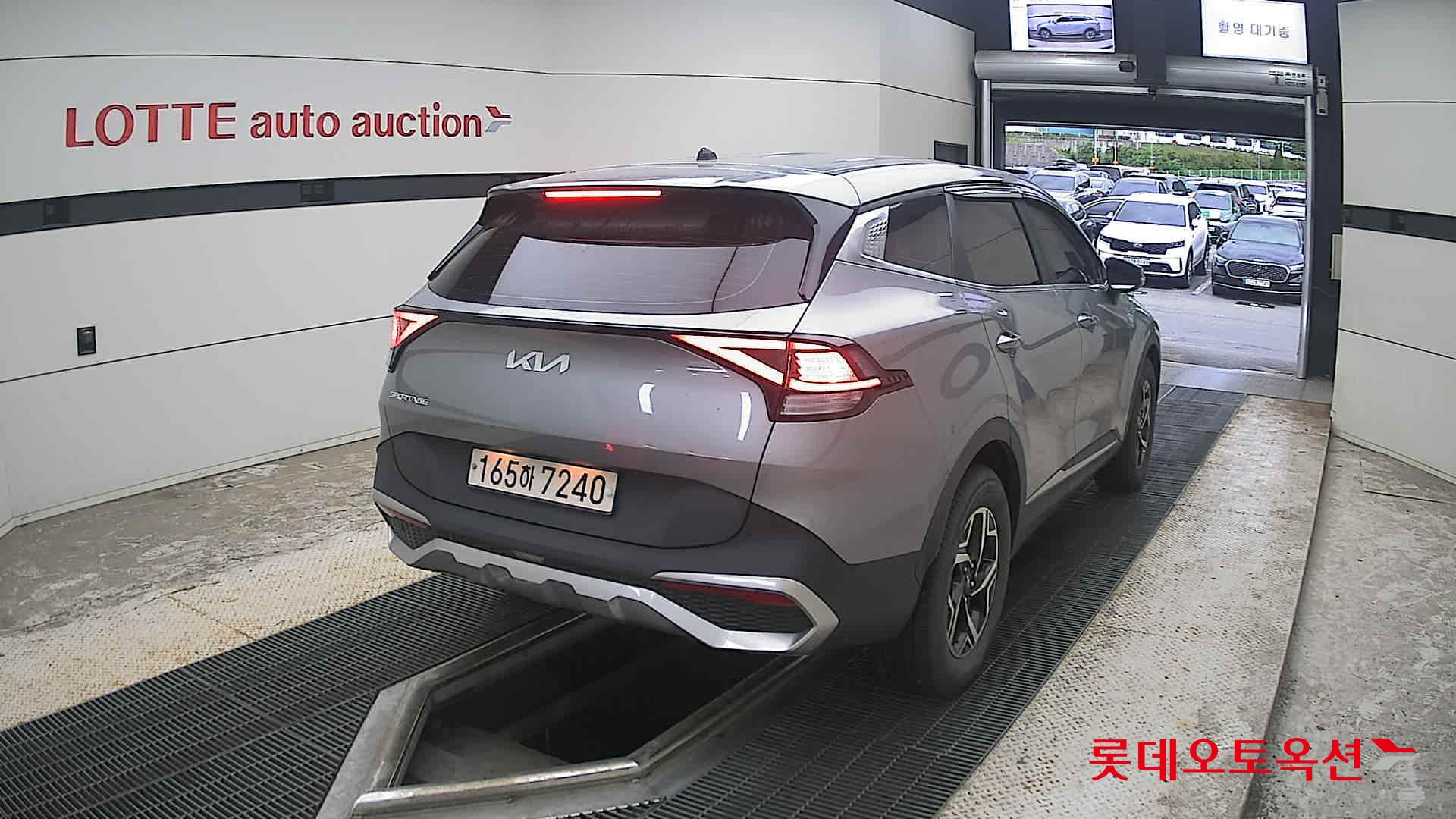 2022 - kia sportage