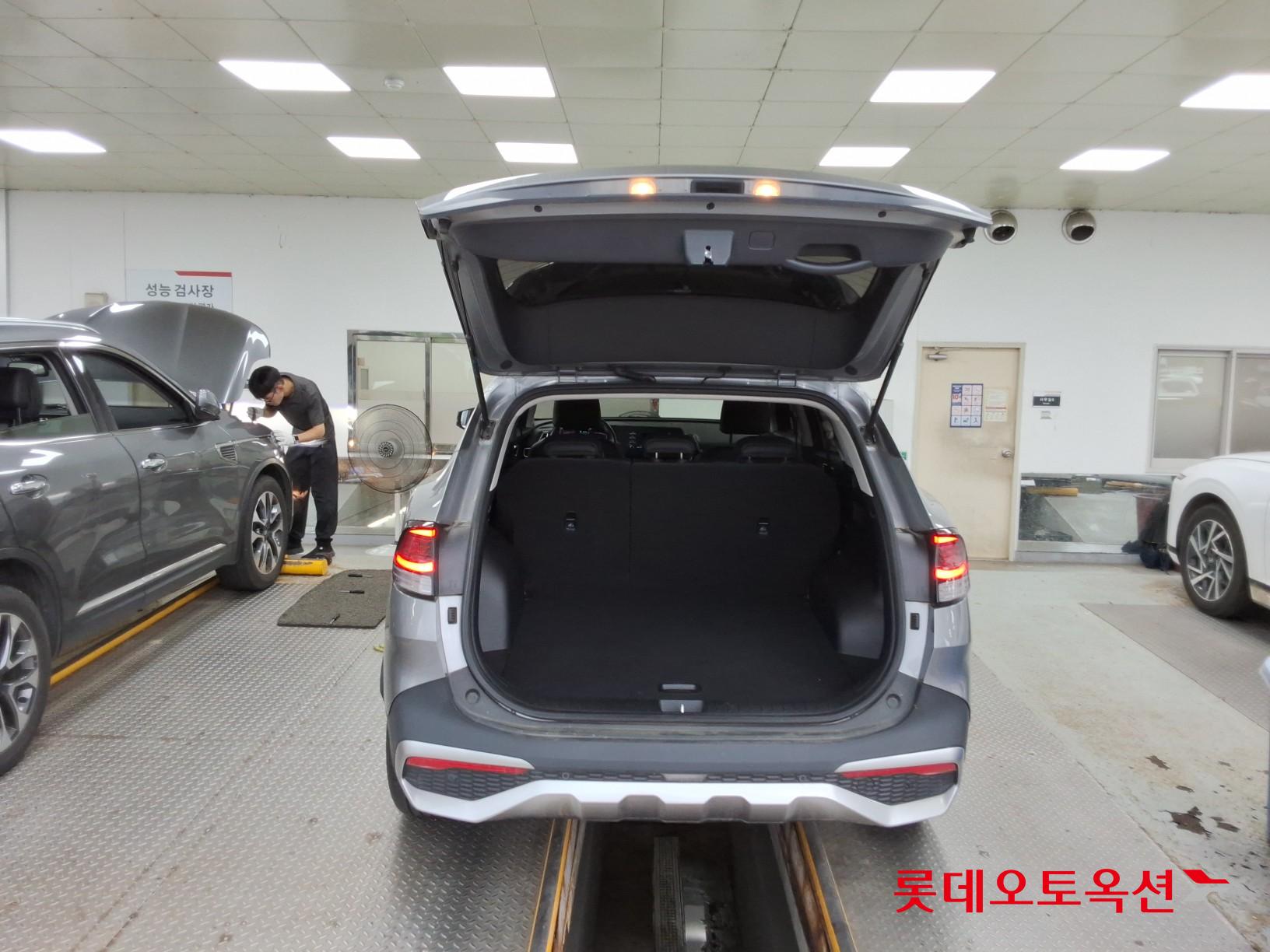 2022 - kia sportage