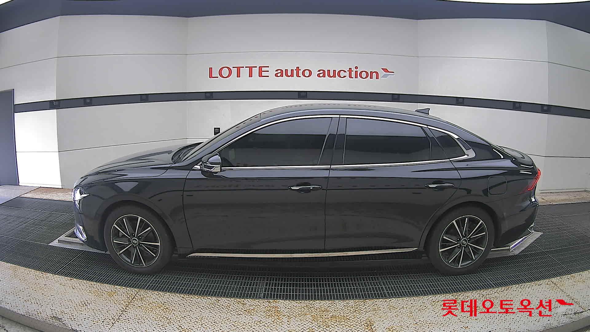 2022 - hyundai grandeur
