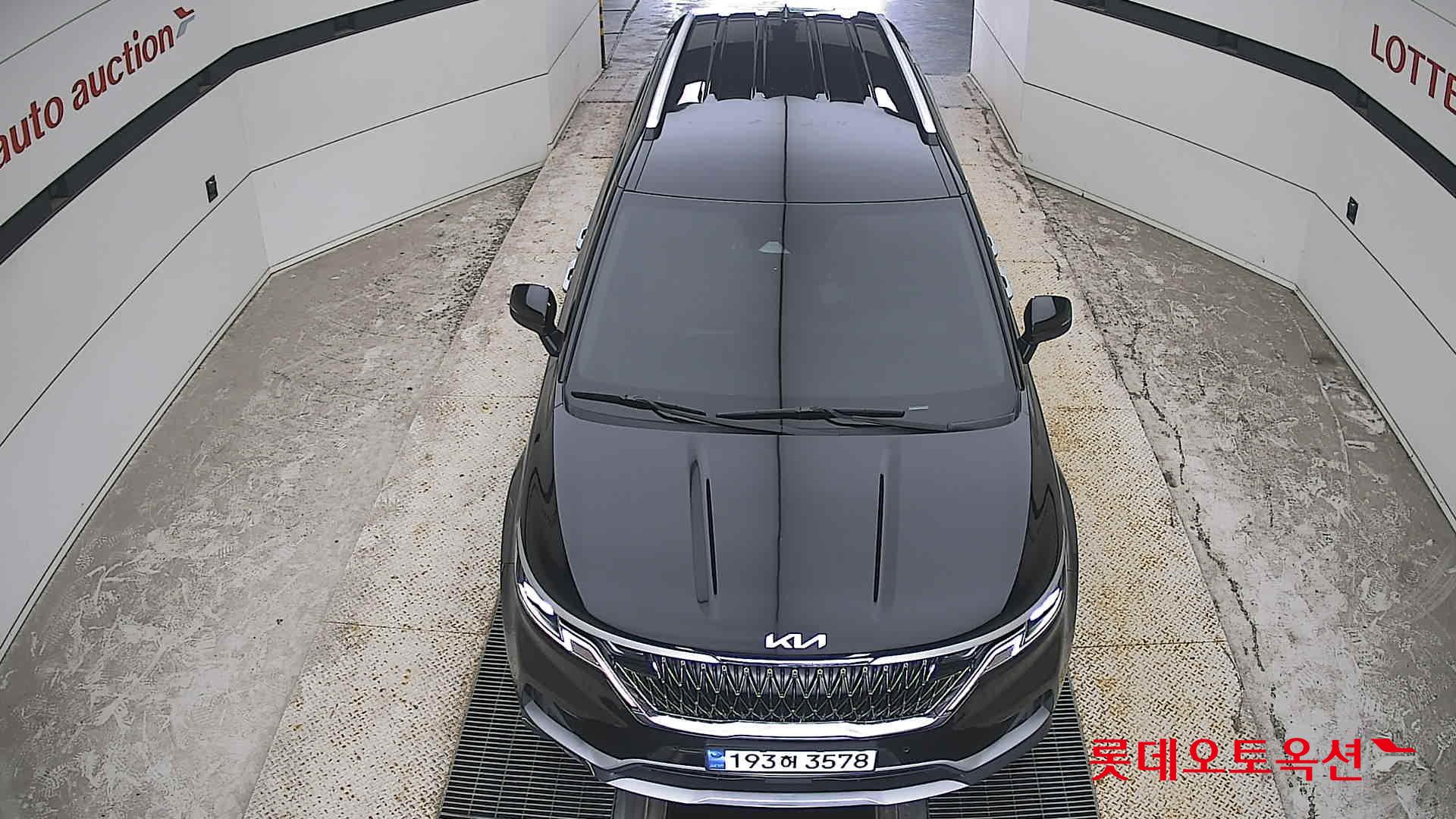 2023 - kia carnival