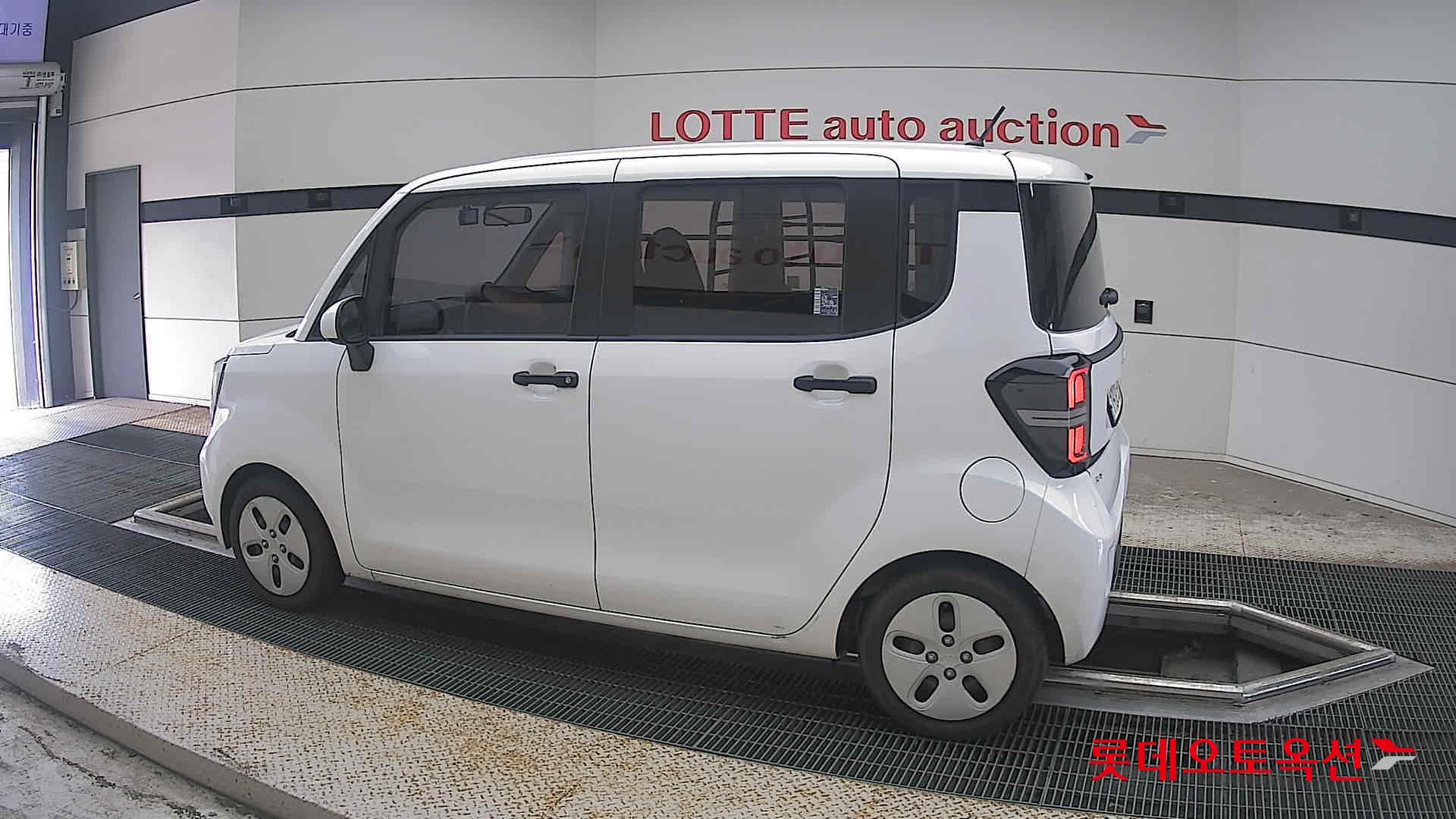 2023 - kia ray