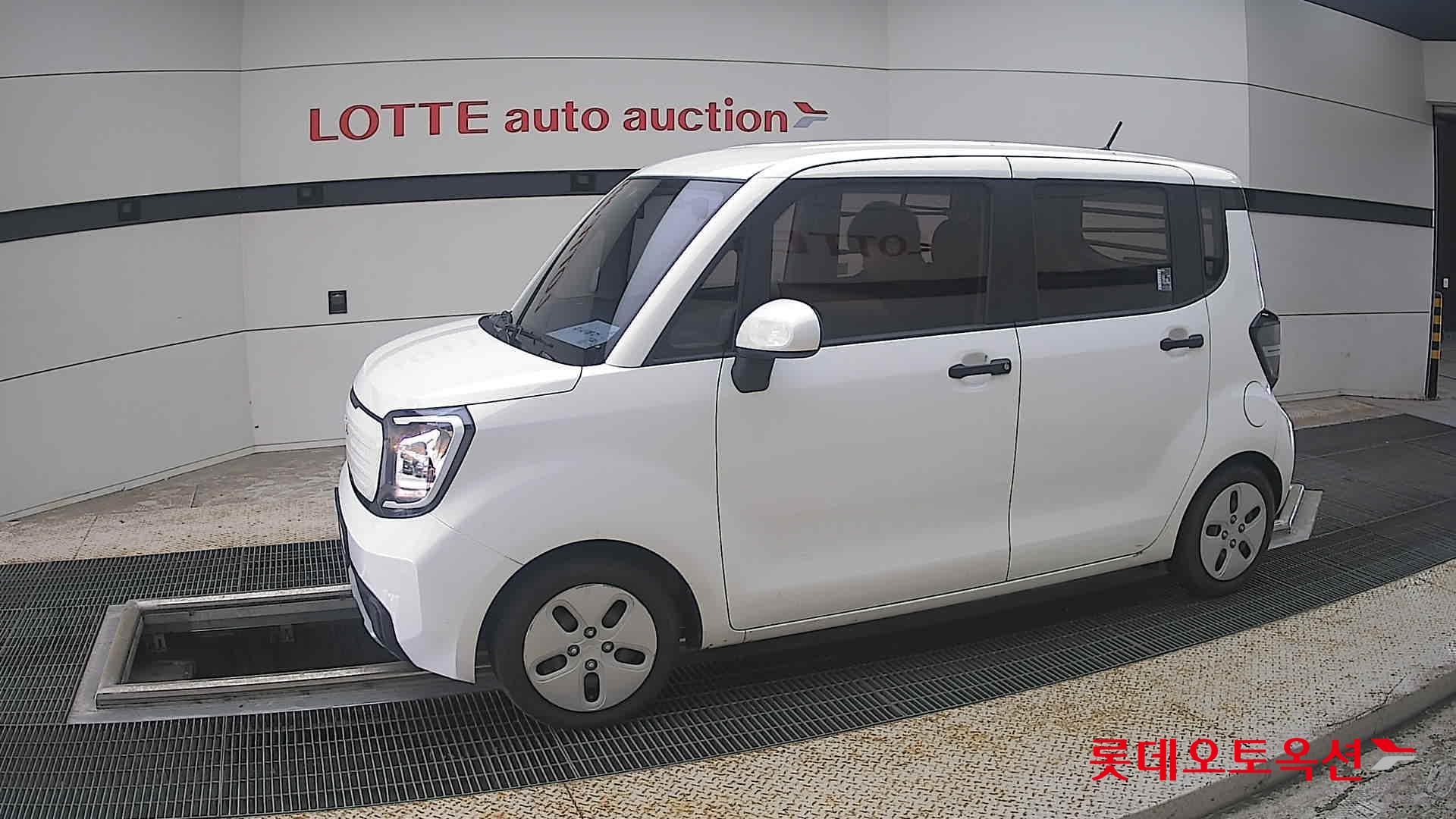 2023 - kia ray