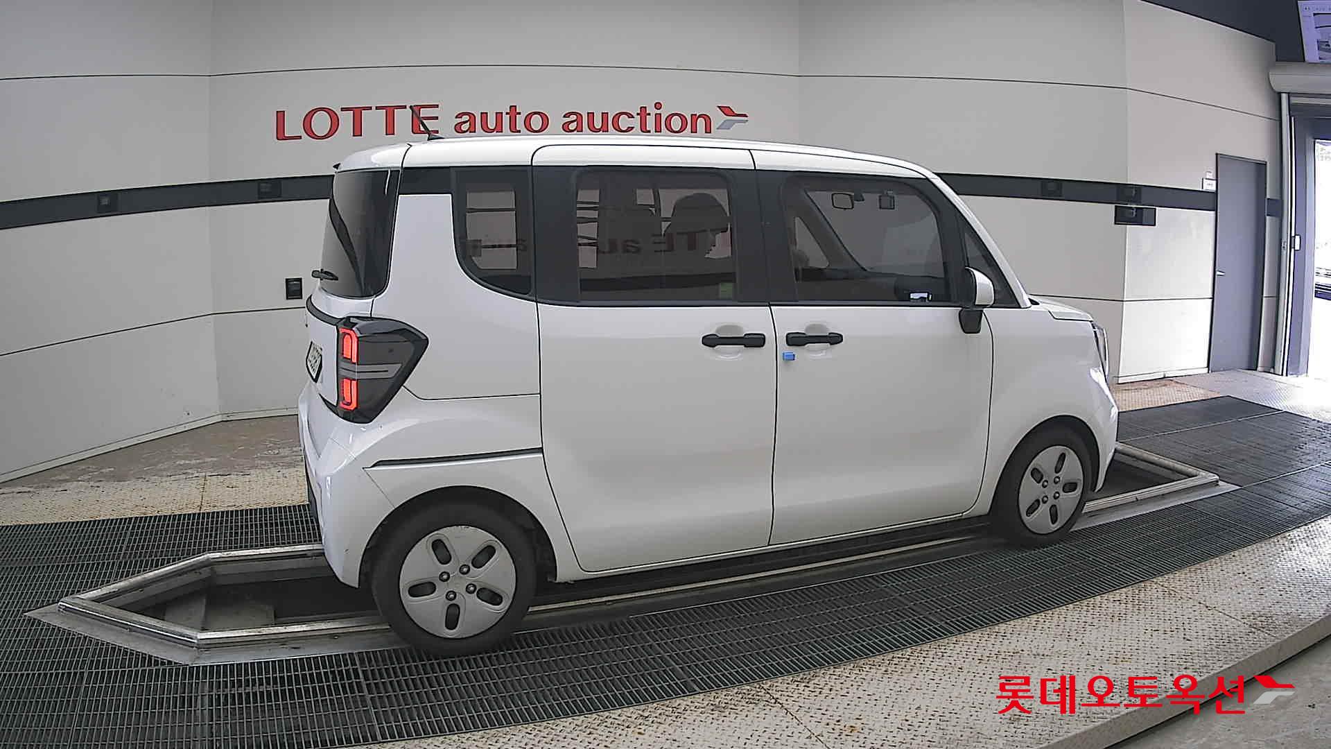 2023 - kia ray