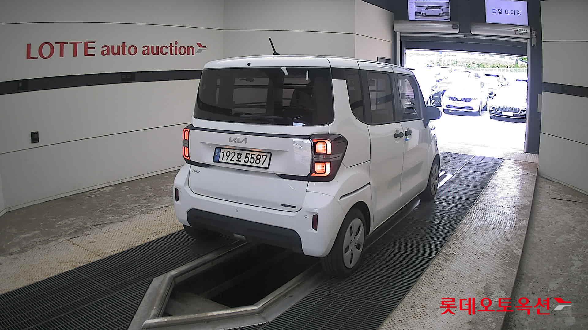 2023 - kia ray