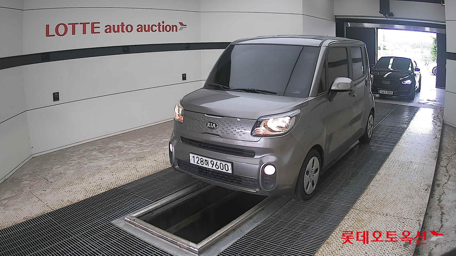 2020 - kia ray