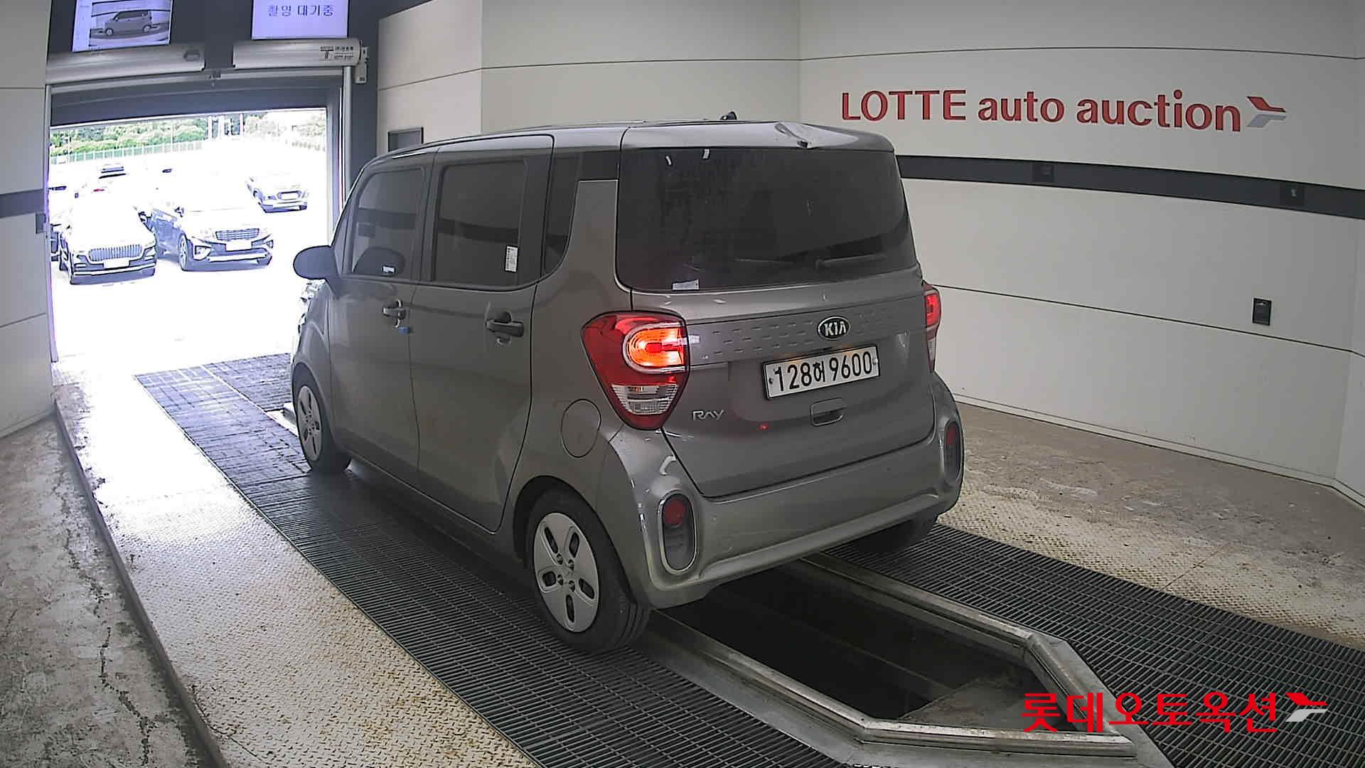 2020 - kia ray