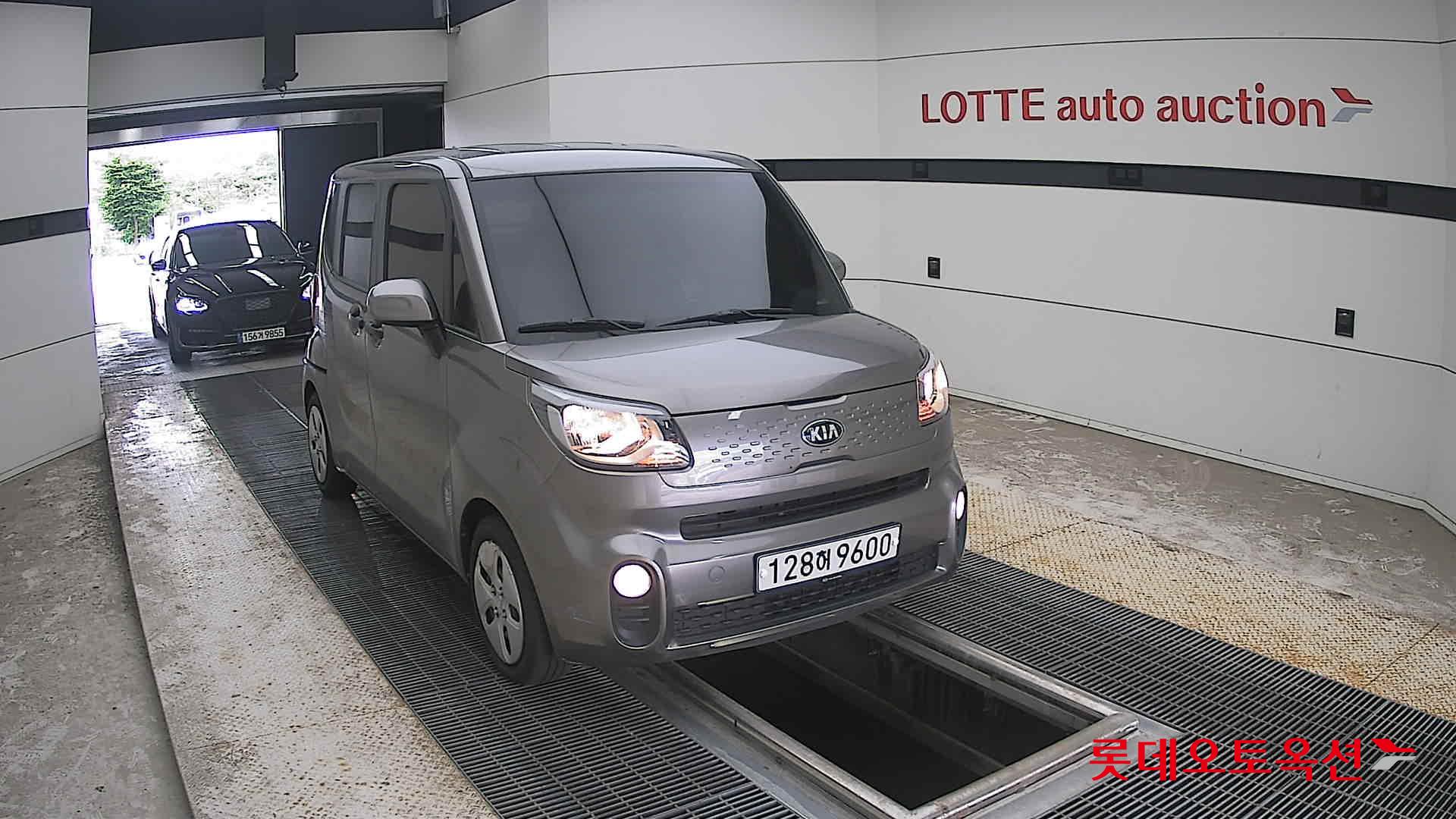 2020 - kia ray