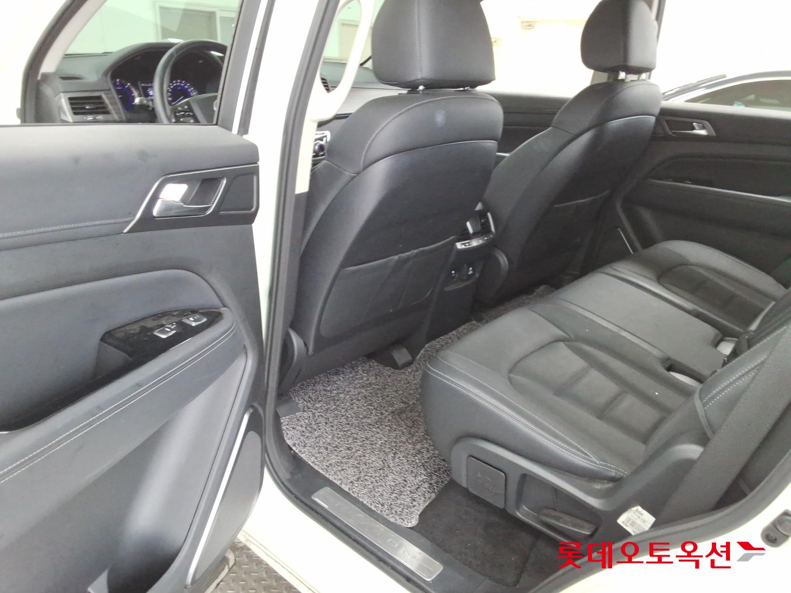 2020 - ssangyong rexton