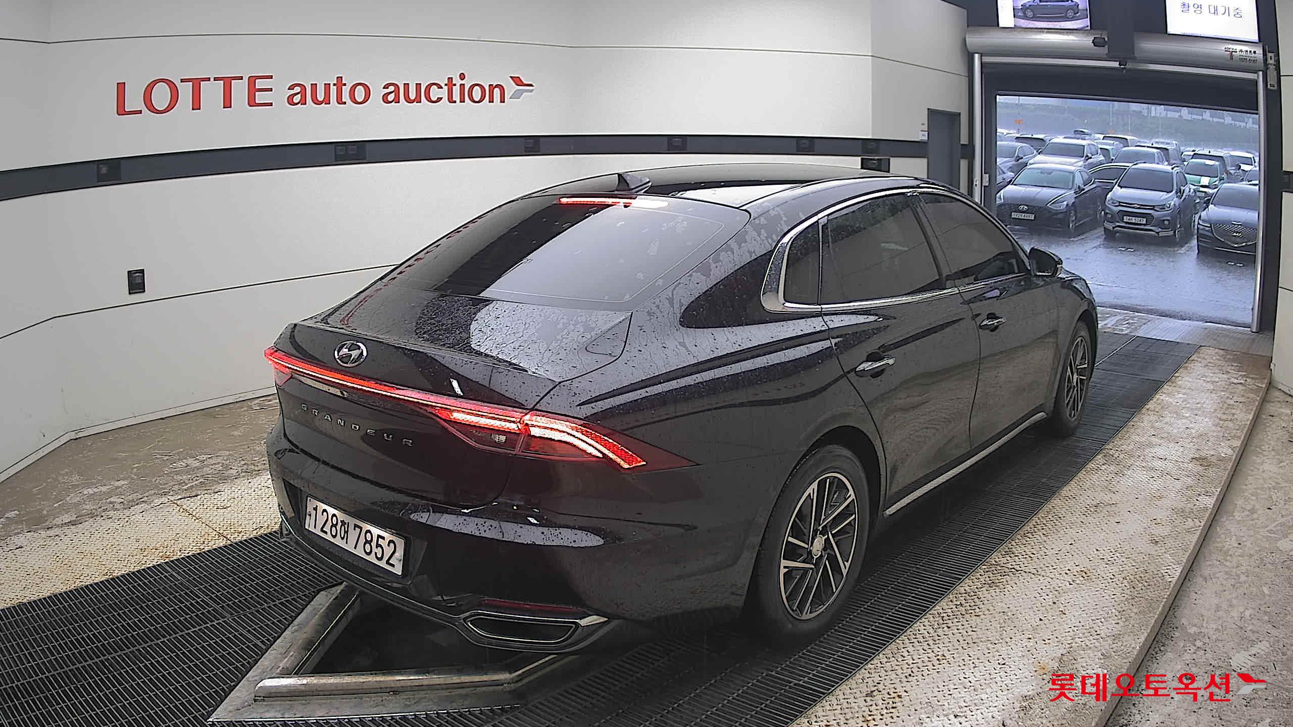2020 - hyundai grandeur