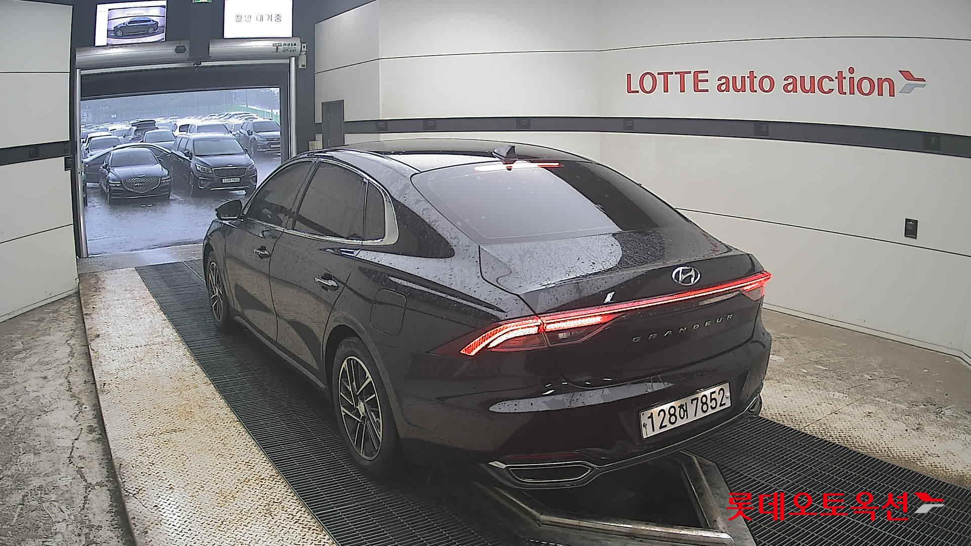 2020 - hyundai grandeur