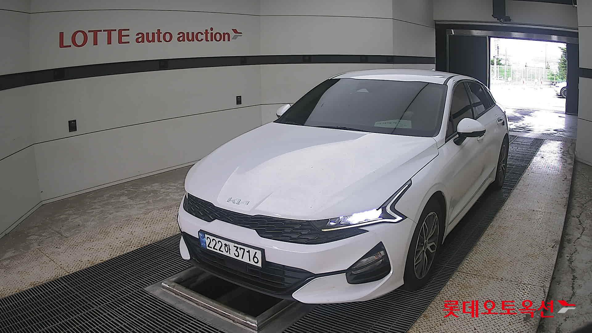 2023 - kia k5
