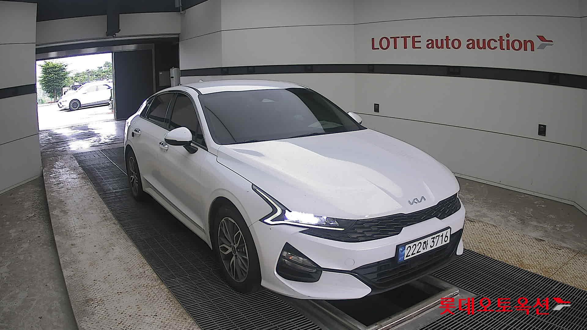 2023 - kia k5