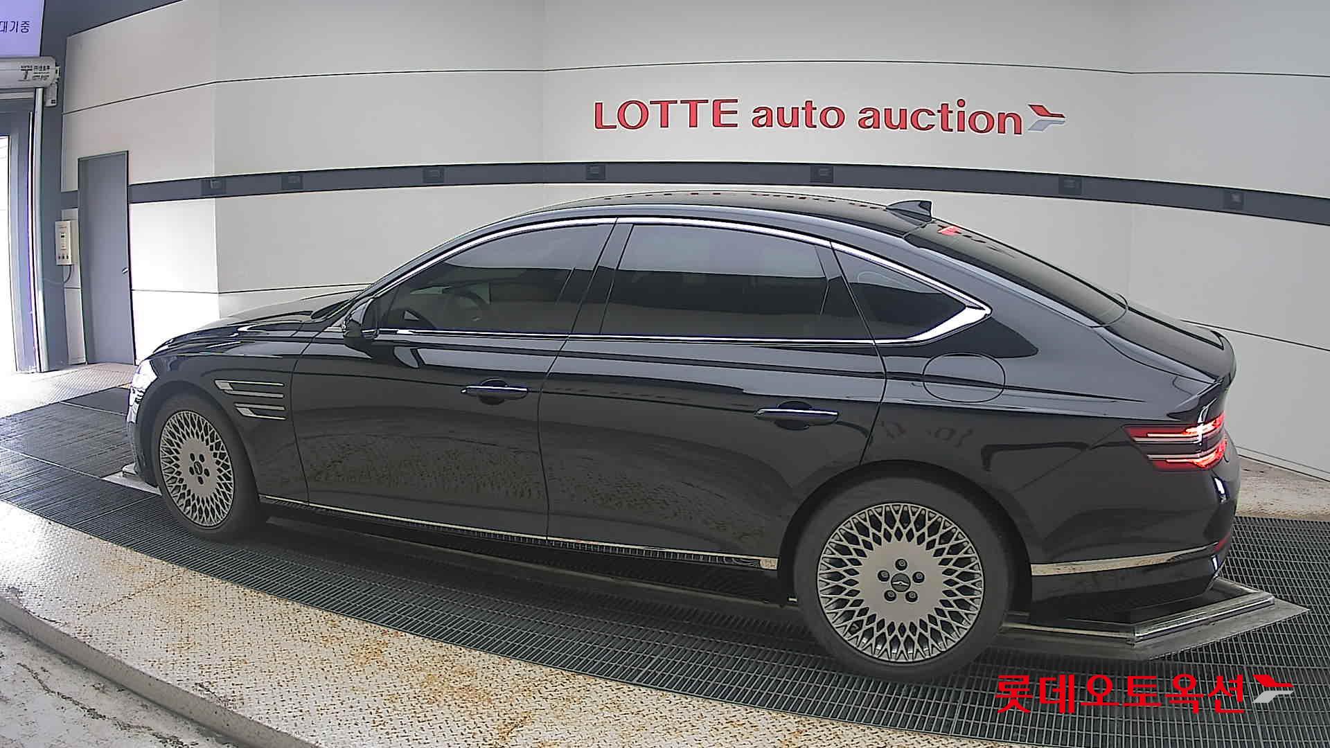 2023 - genesis g80