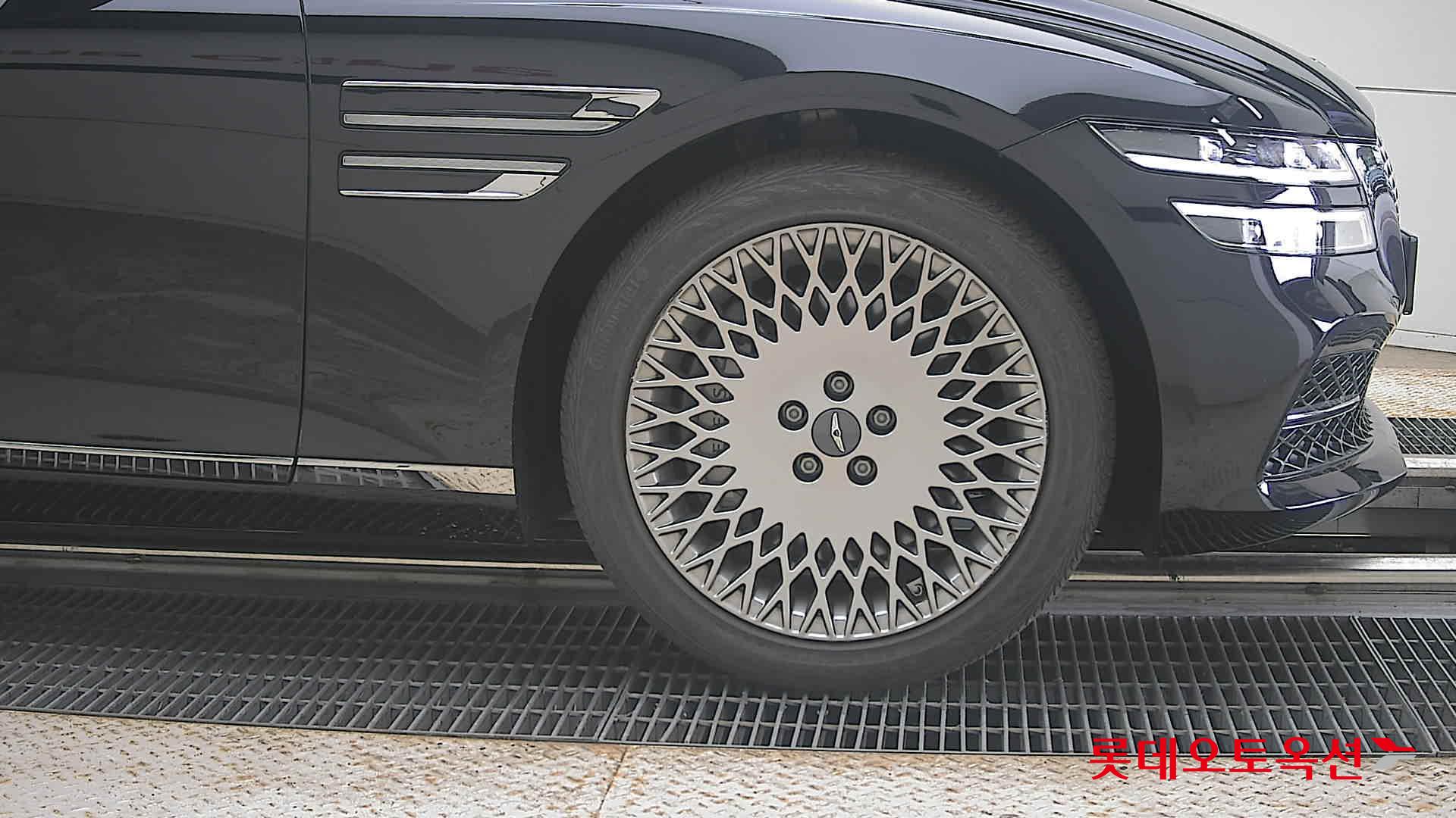 2023 - genesis g80