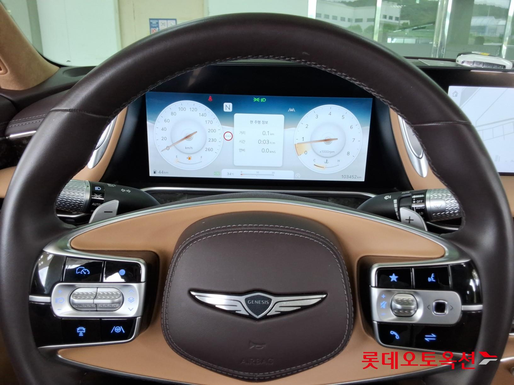 2022 - genesis g90