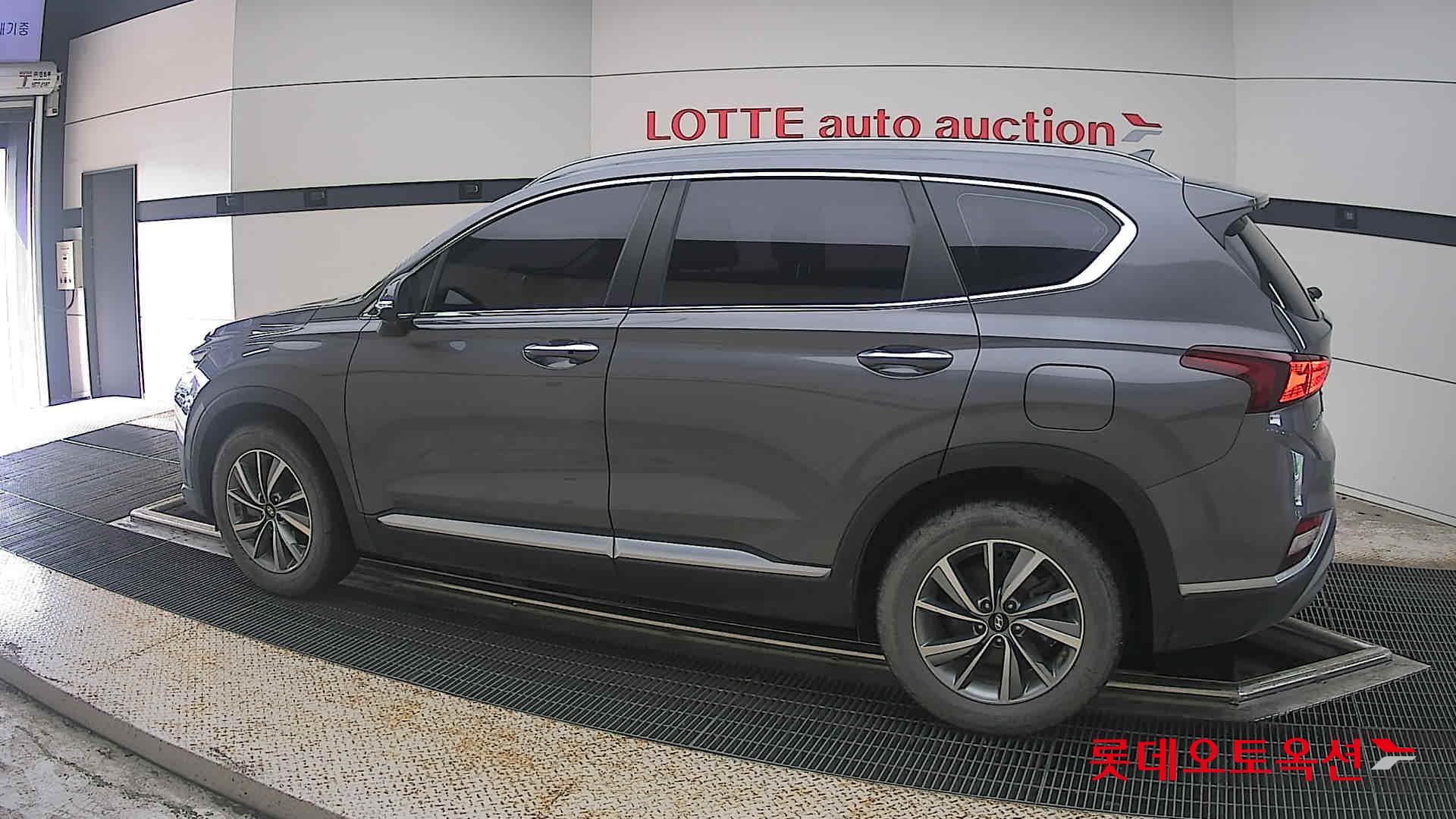 2020 - hyundai santafe