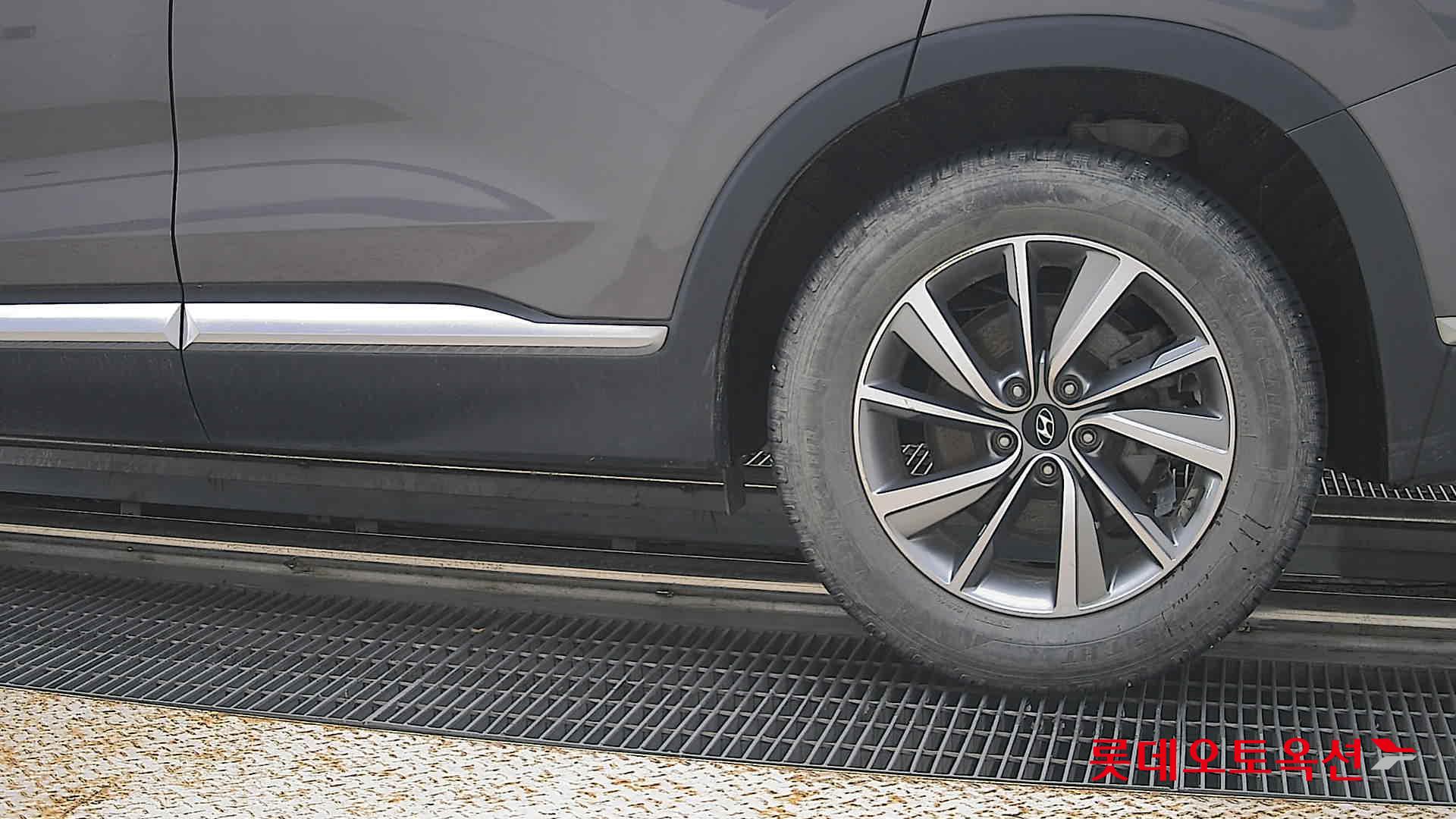 2020 - hyundai santafe