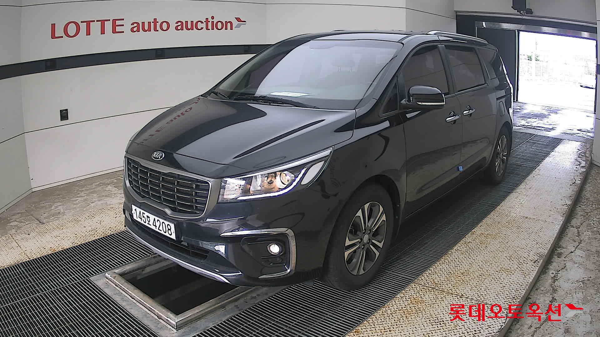 2020 - kia carnival