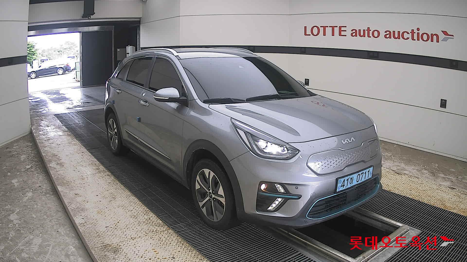 2022 - kia niro