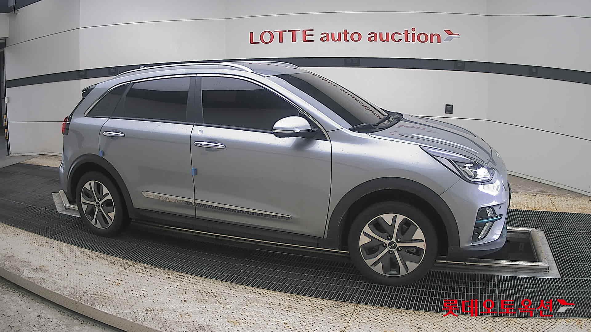 2022 - kia niro