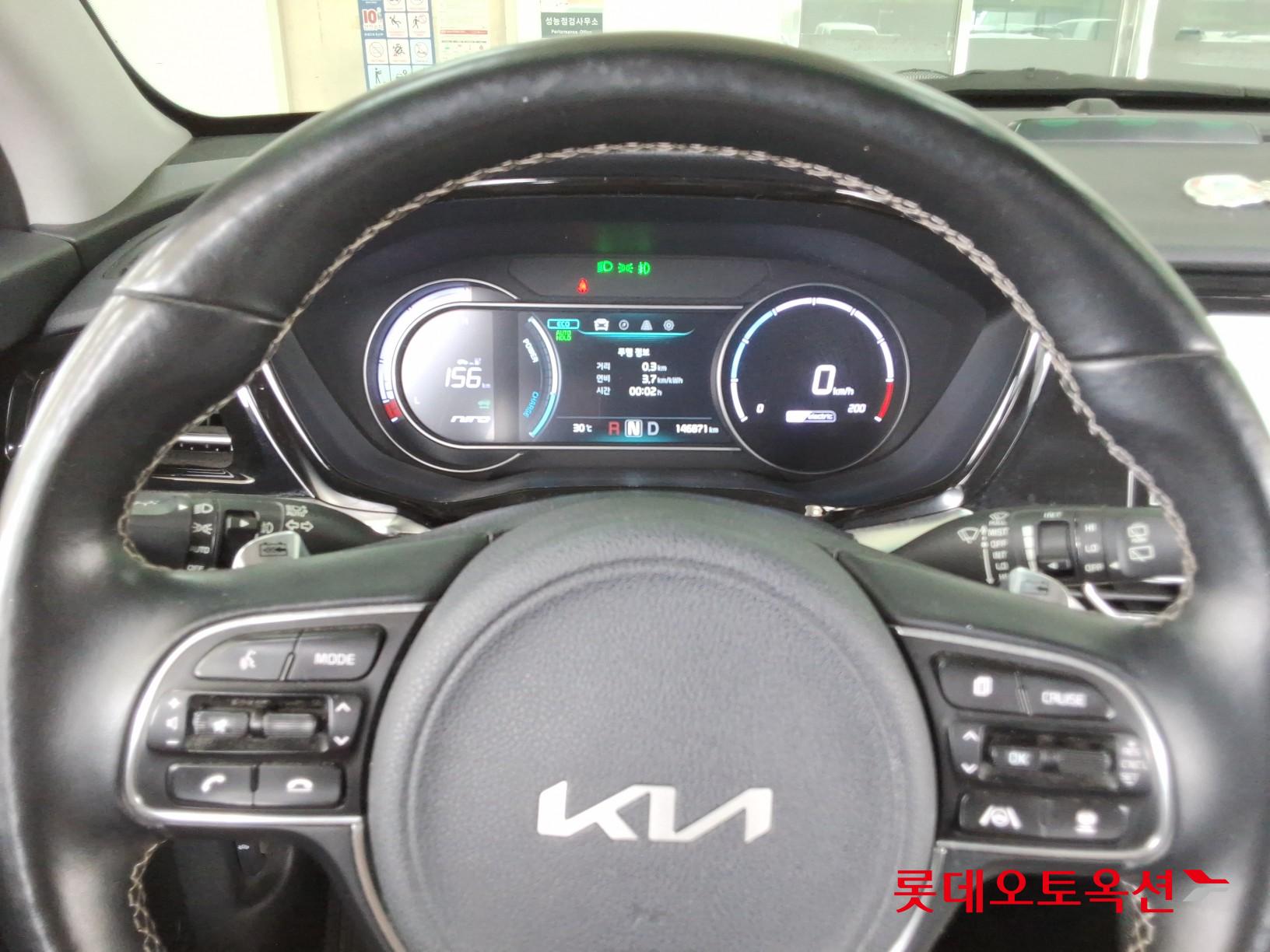 2022 - kia niro