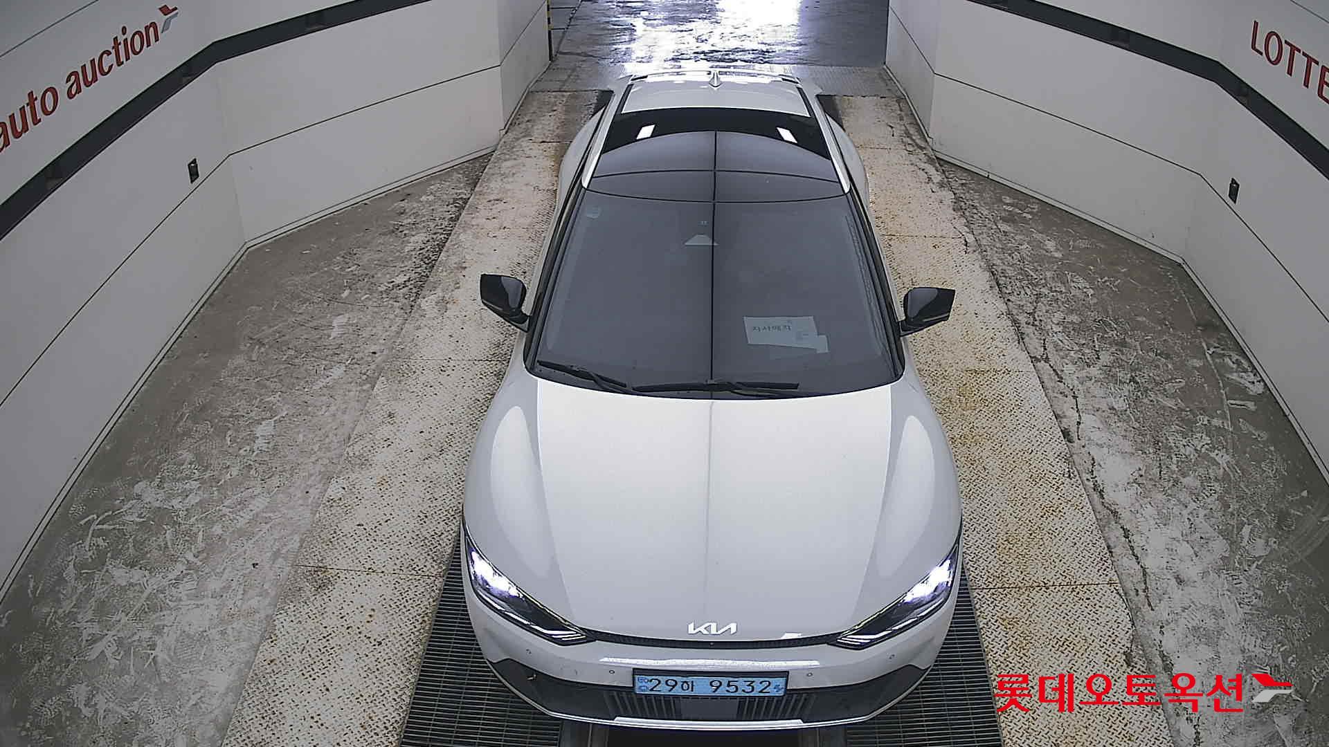 2022 - kia ev6