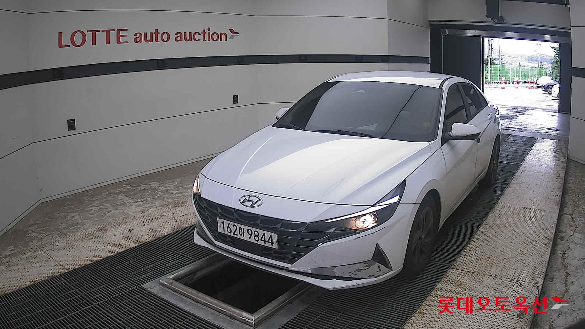 2021 - hyundai avante