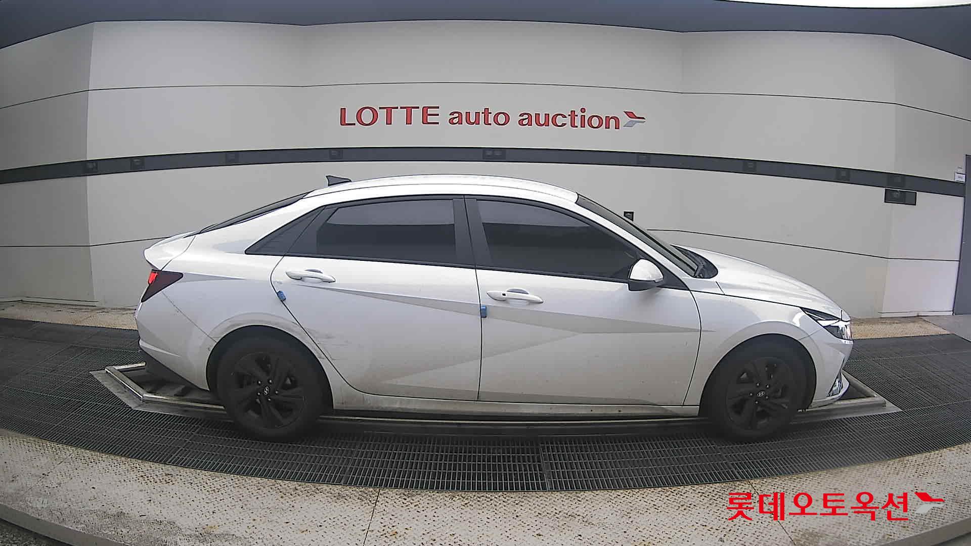 2021 - hyundai avante