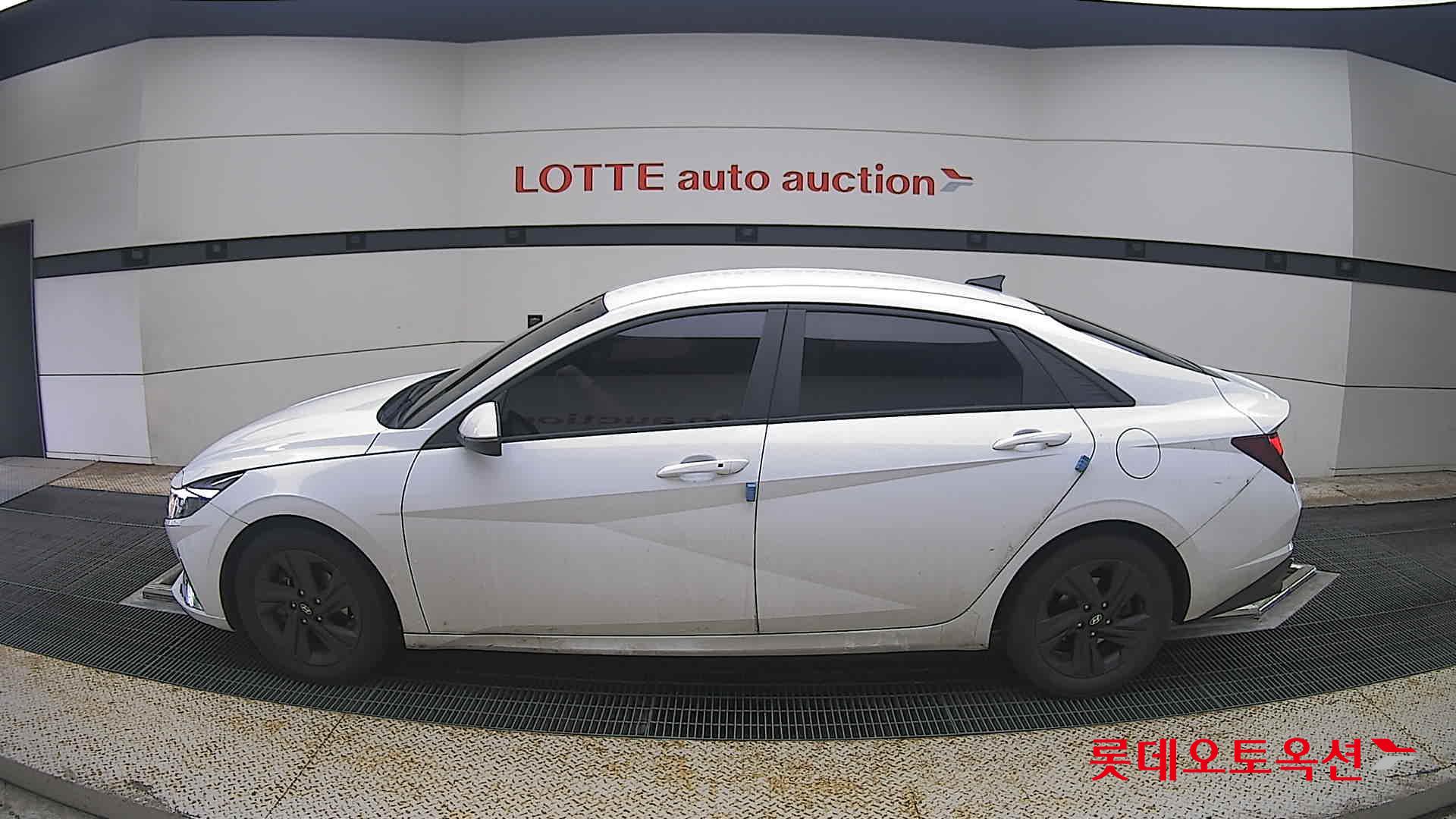 2021 - hyundai avante