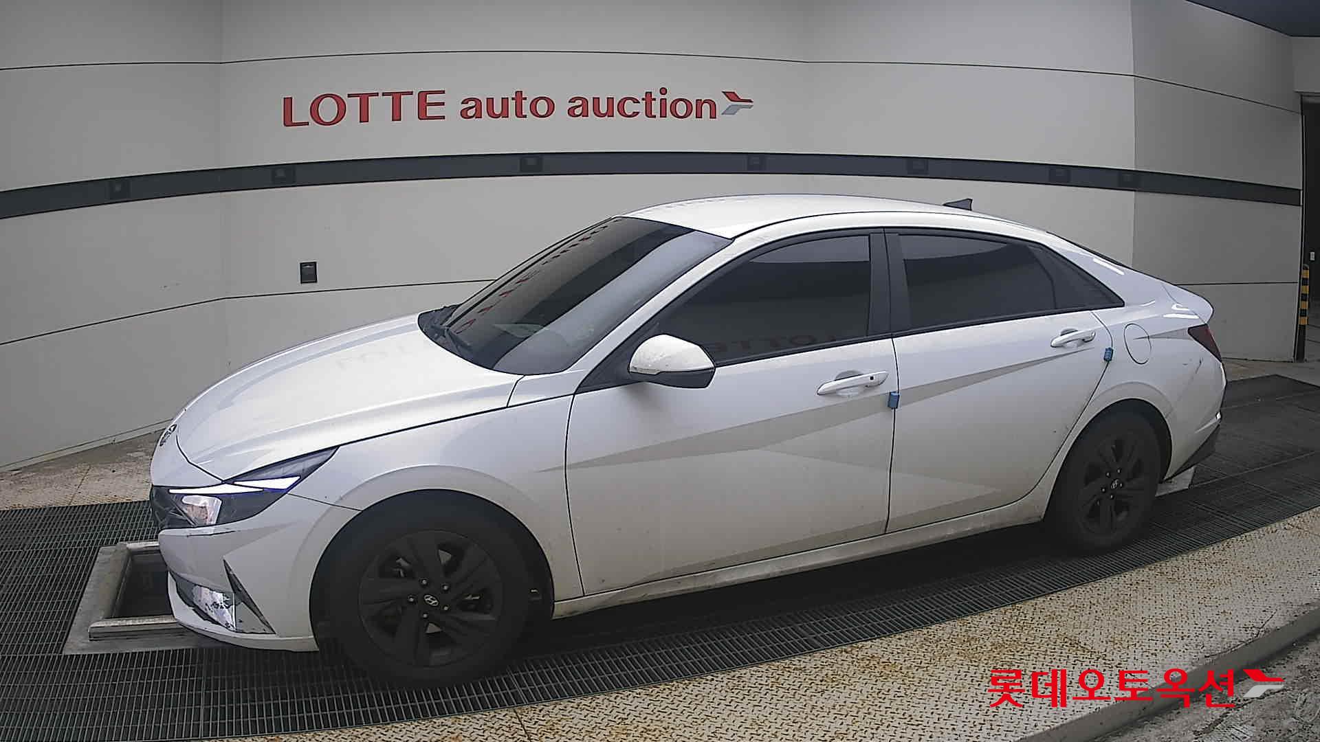 2021 - hyundai avante