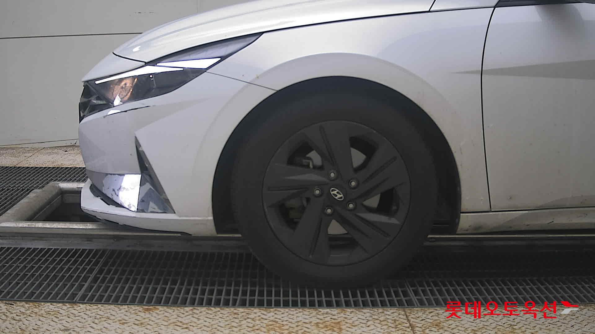 2021 - hyundai avante