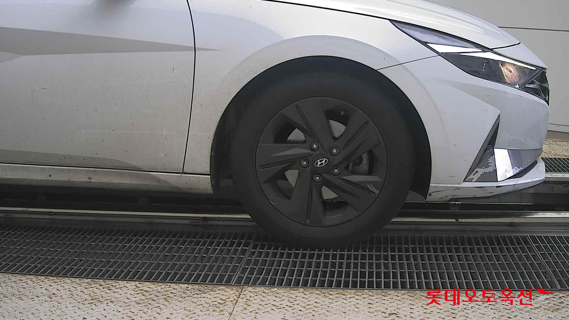 2021 - hyundai avante