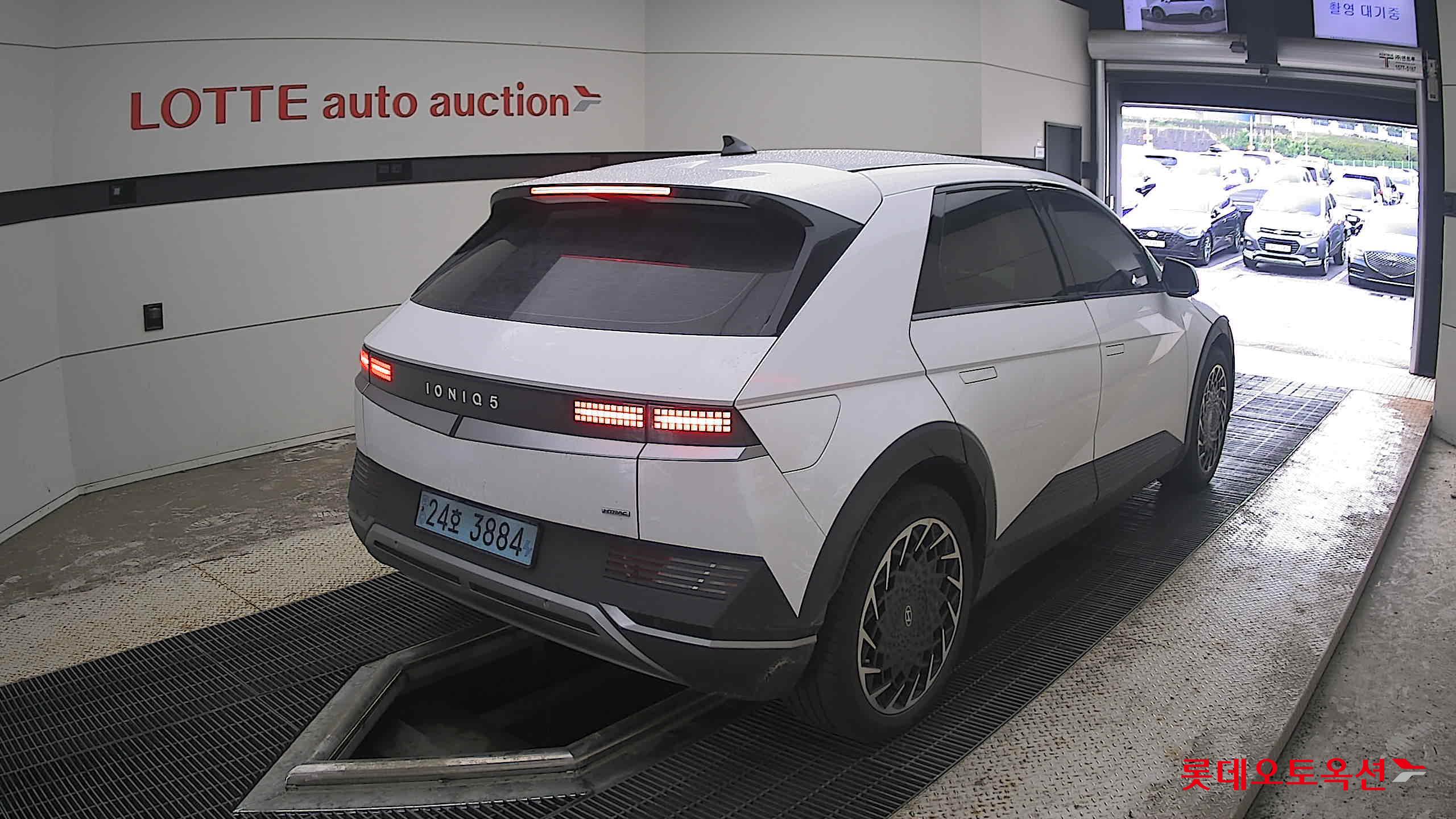 2023 - hyundai ioniq