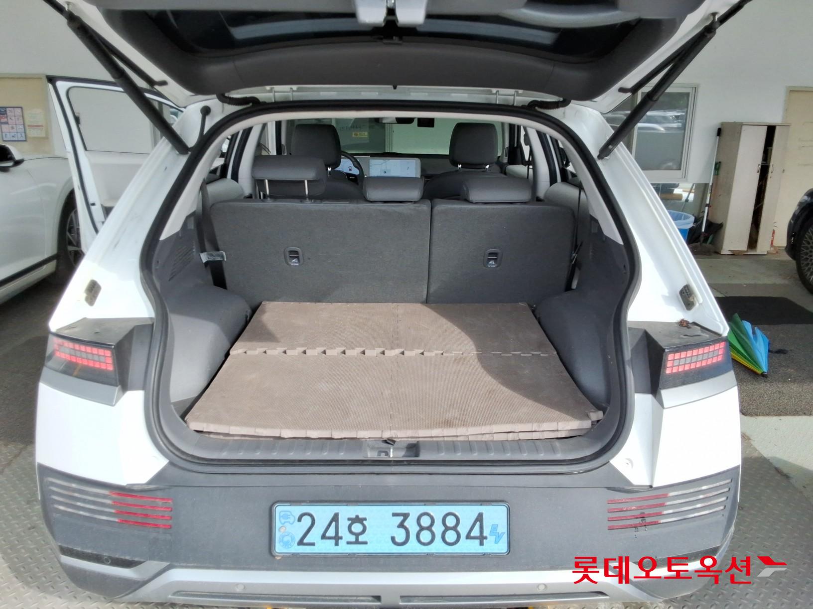 2023 - hyundai ioniq