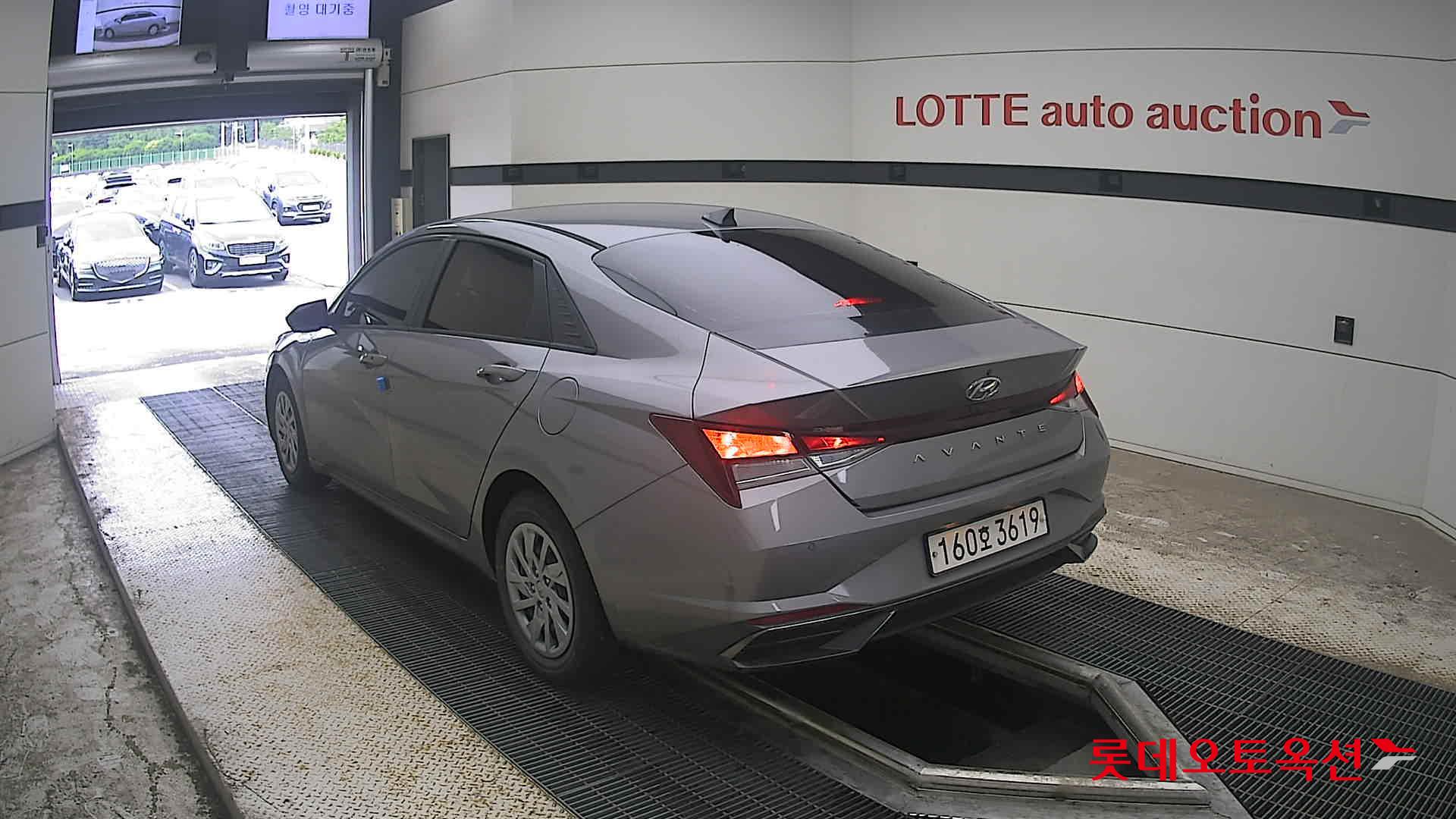 2021 - hyundai avante