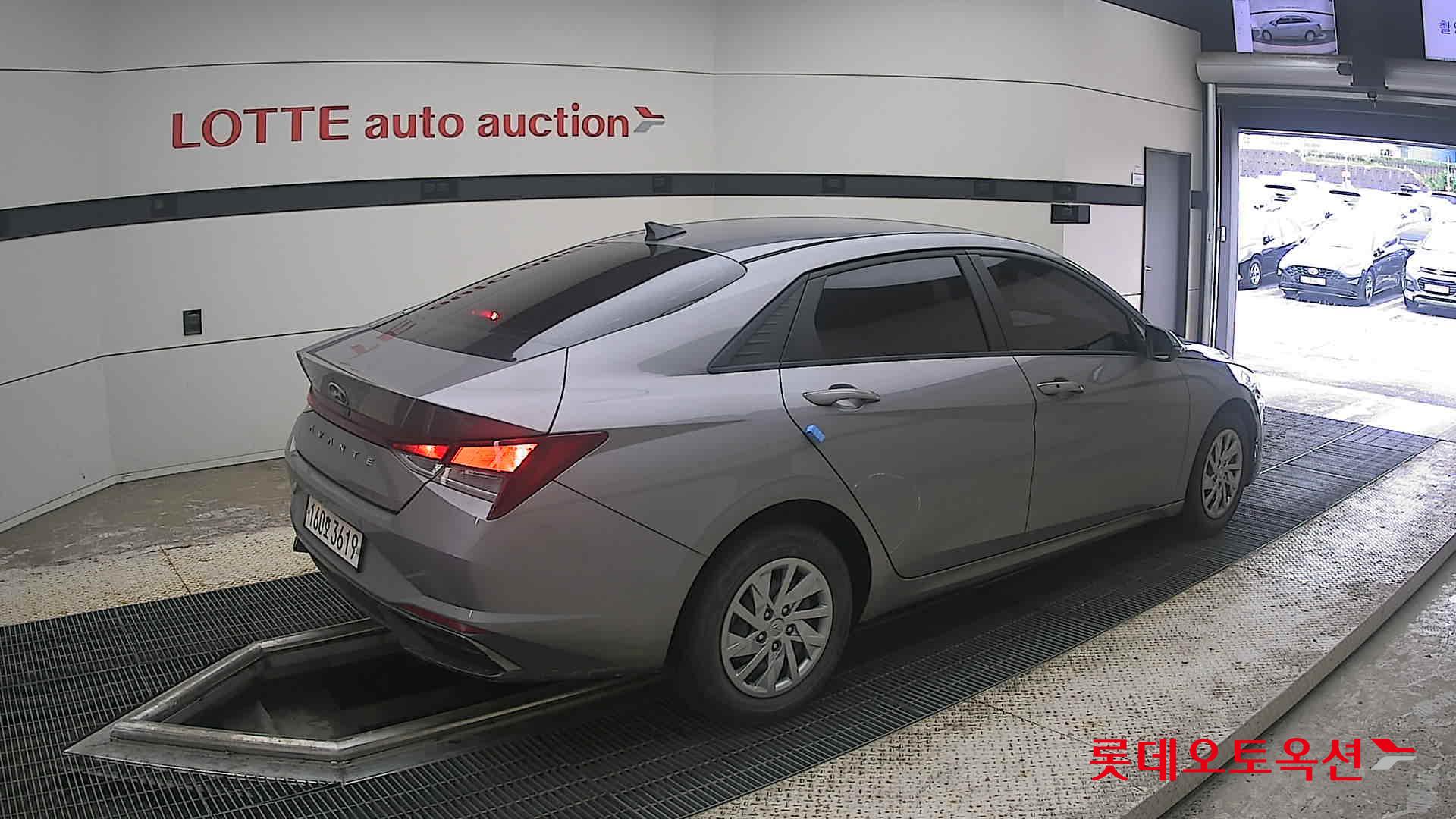 2021 - hyundai avante