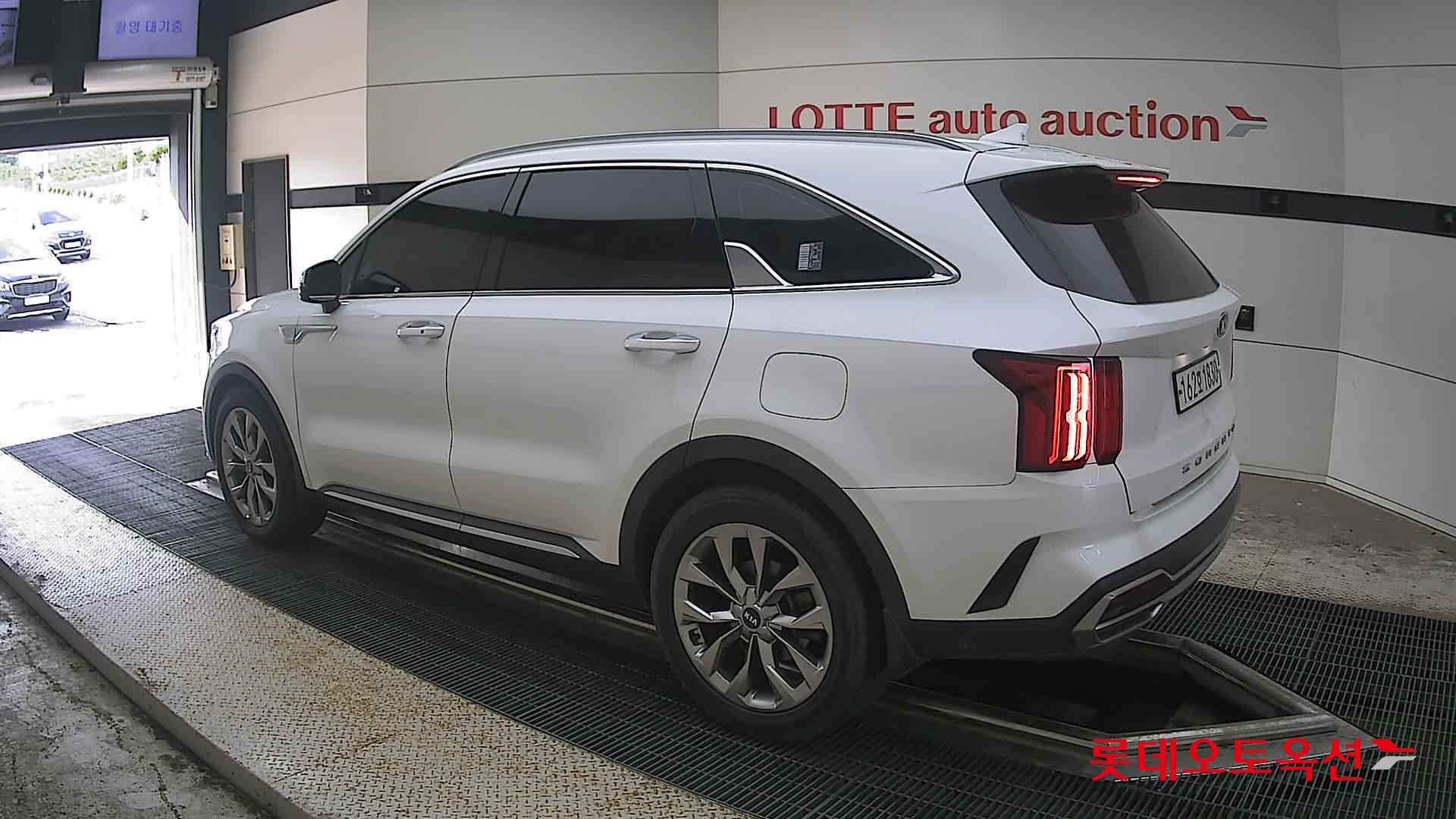2021 - kia sorento