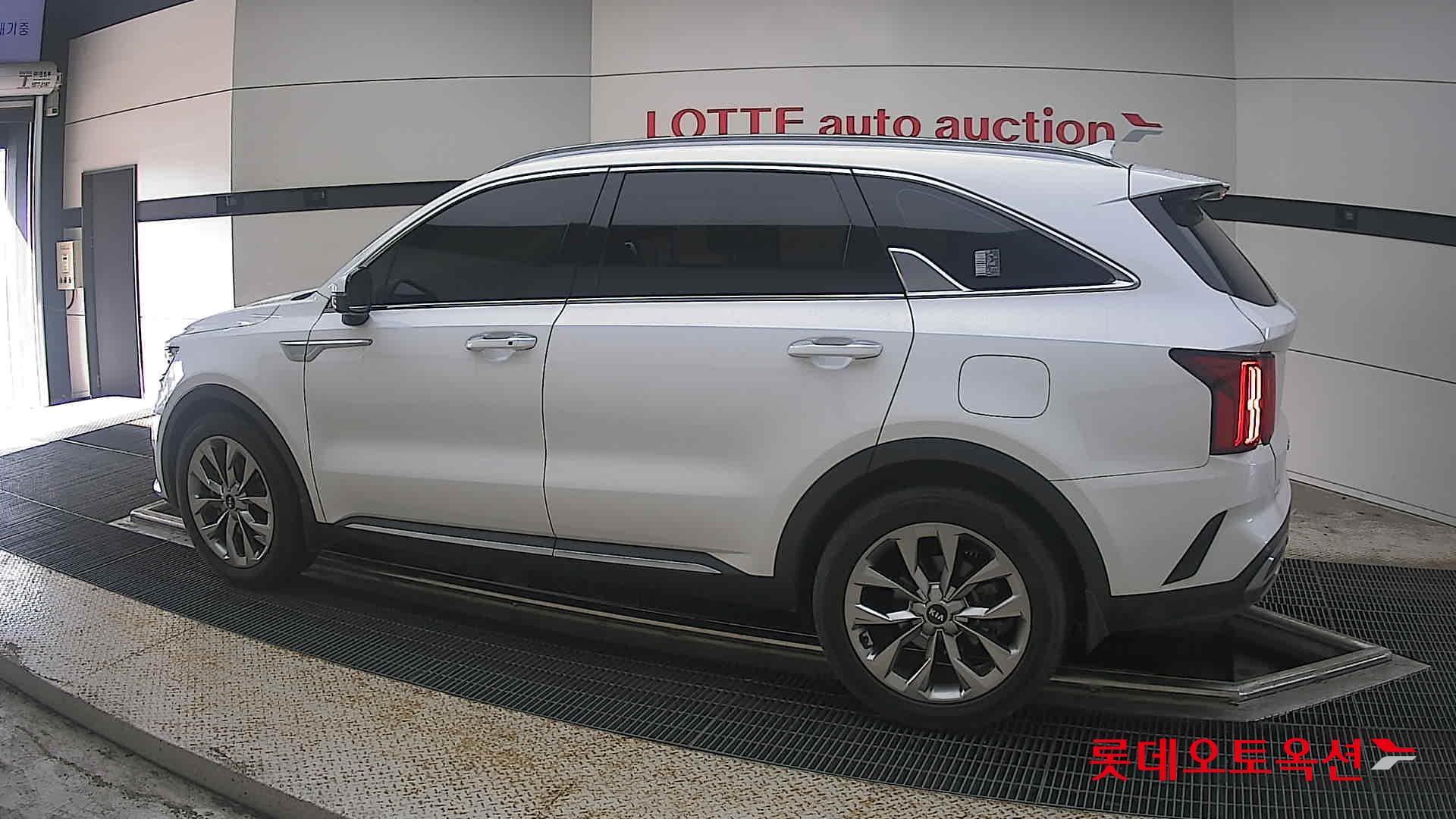 2021 - kia sorento