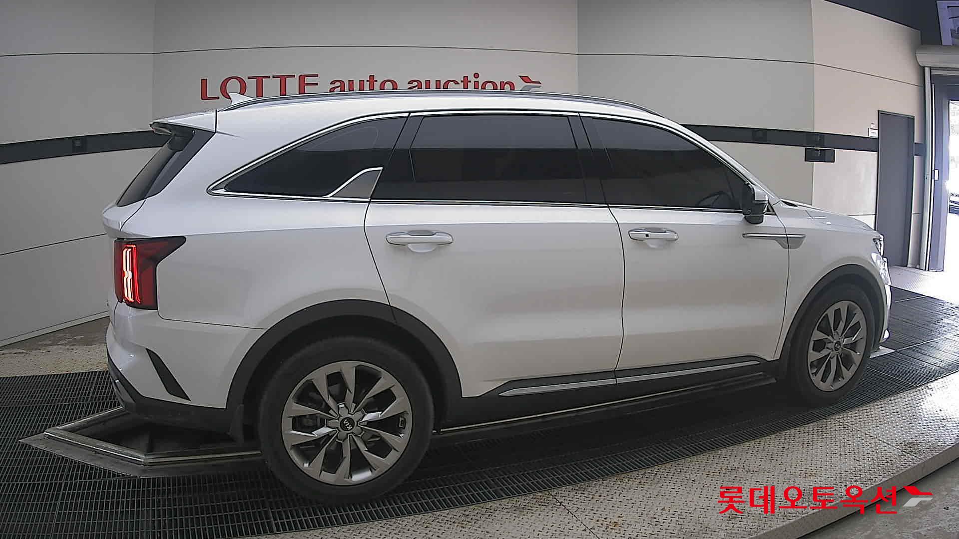 2021 - kia sorento